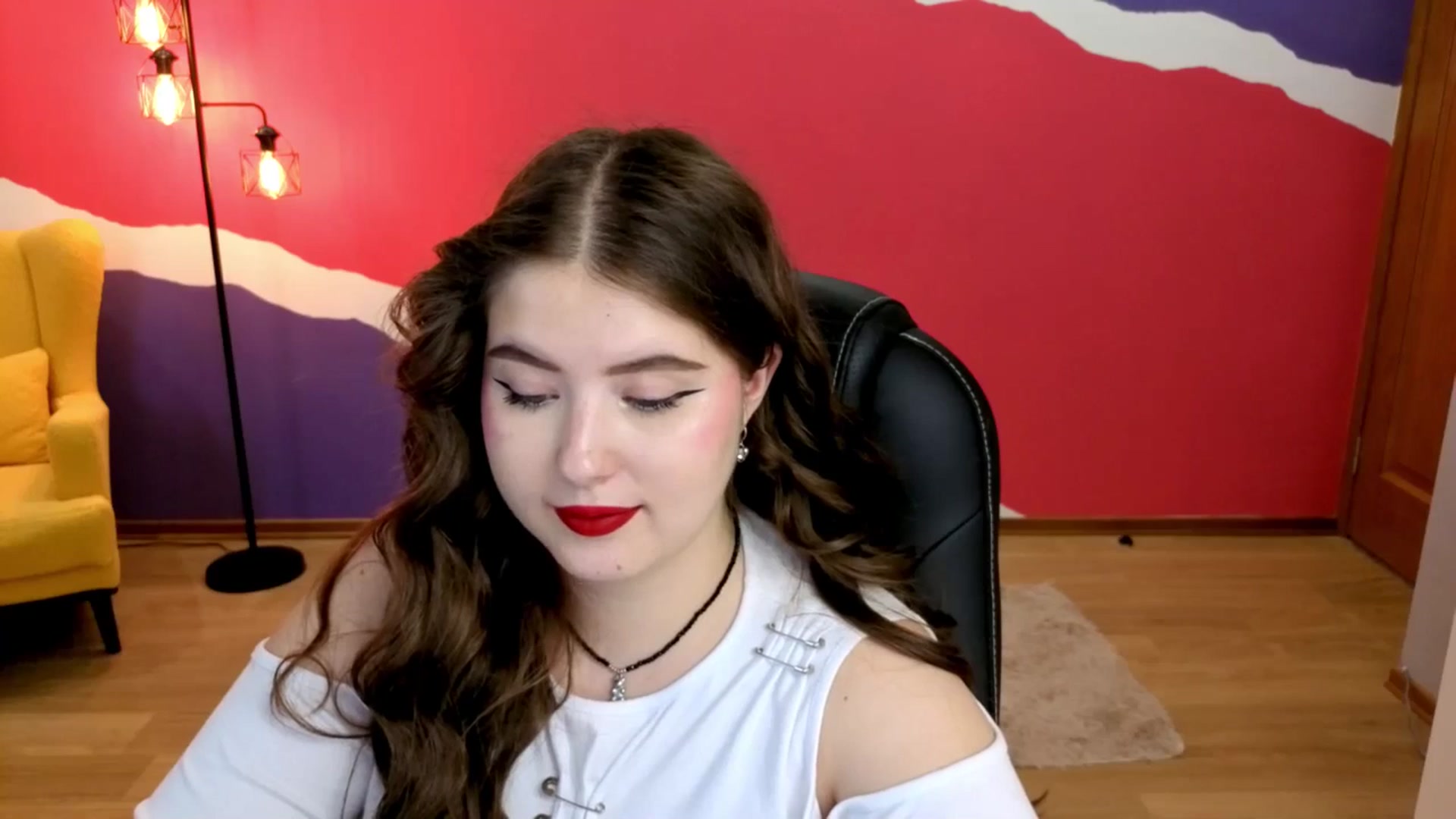 Gallery image thumbnail from AdmireMyEyes's myfreecams stream on, 09/10/2025, 09:19 image 3 of 20