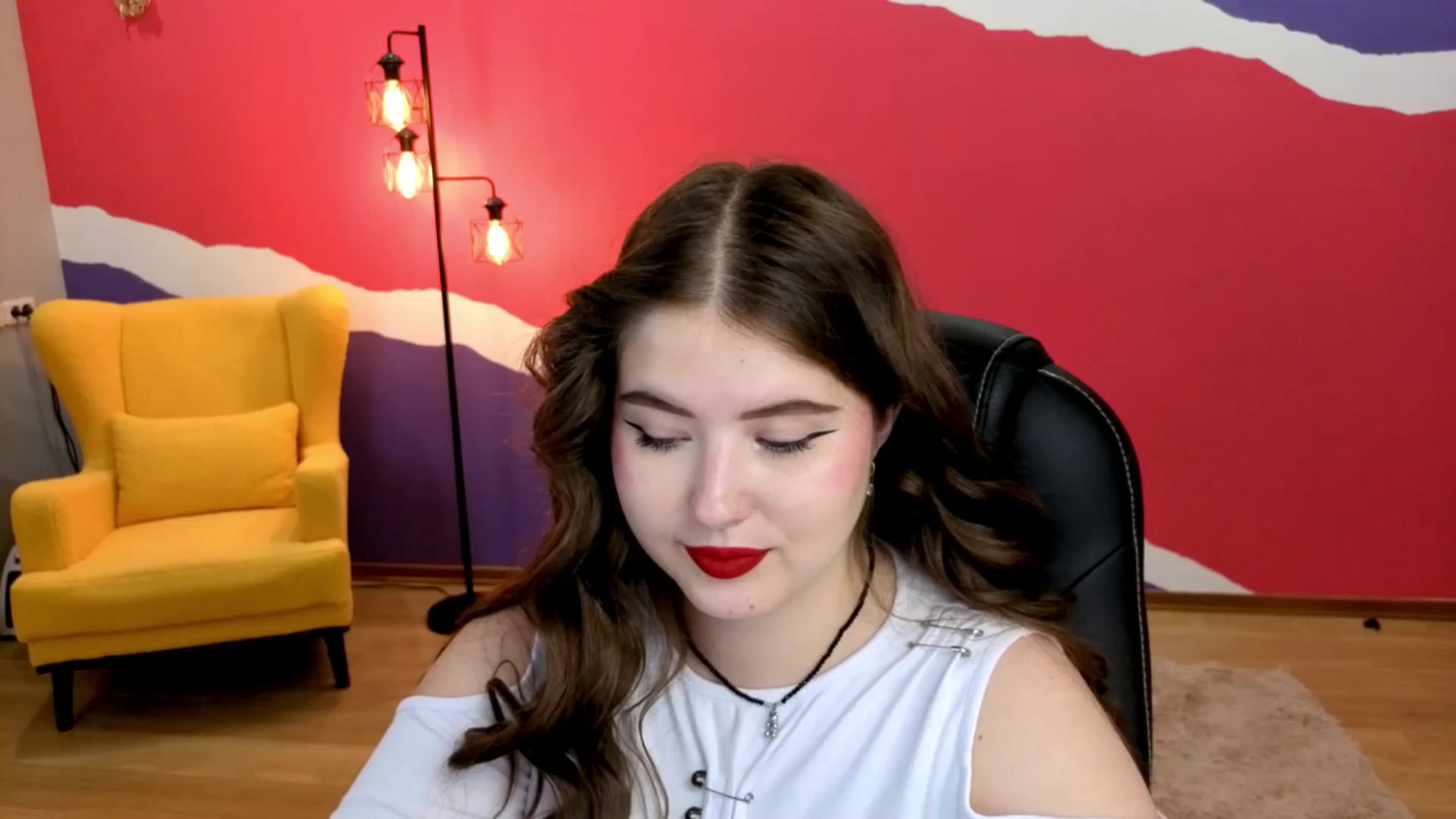 Gallery image thumbnail from AdmireMyEyes's myfreecams stream on, 09/10/2025, 09:46 image 14 of 20