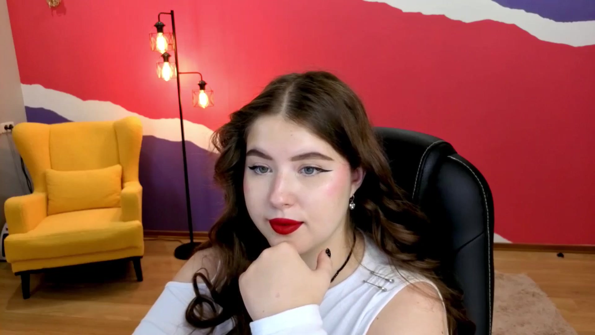 Gallery image thumbnail from AdmireMyEyes's myfreecams stream on, 09/10/2025, 09:46 image 20 of 20