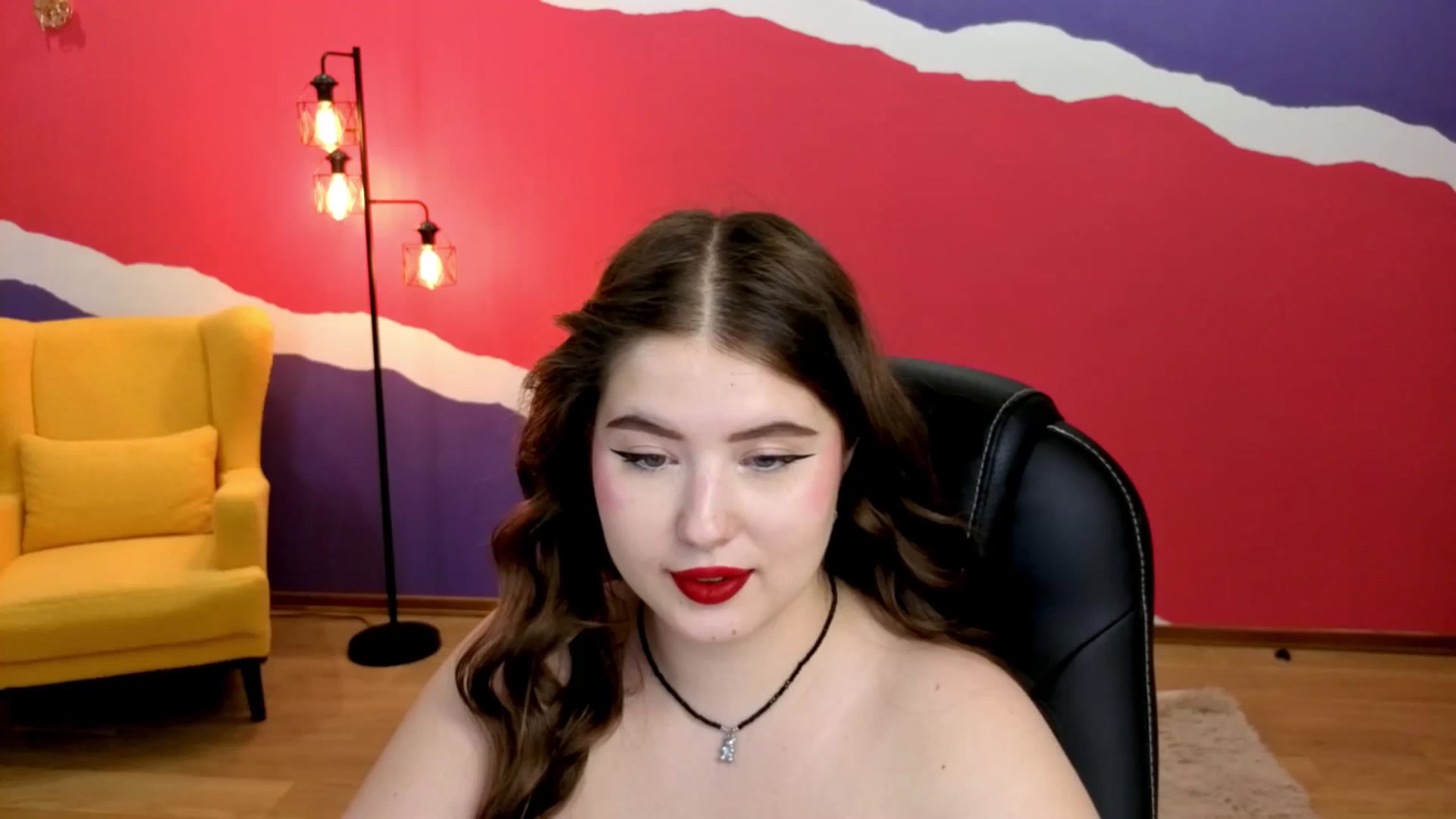 Gallery image thumbnail from AdmireMyEyes's myfreecams stream on, 09/10/2025, 10:48 image 17 of 20