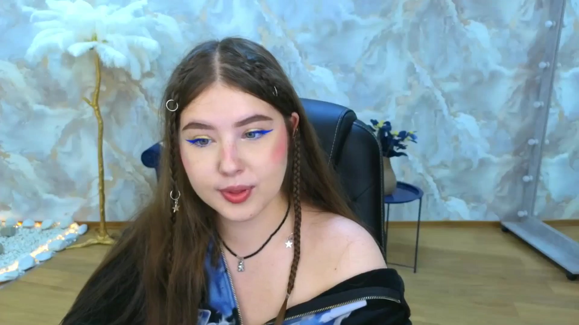 Gallery image thumbnail from AdmireMyEyes's myfreecams stream on, 09/11/2025, 19:46 image 8 of 20