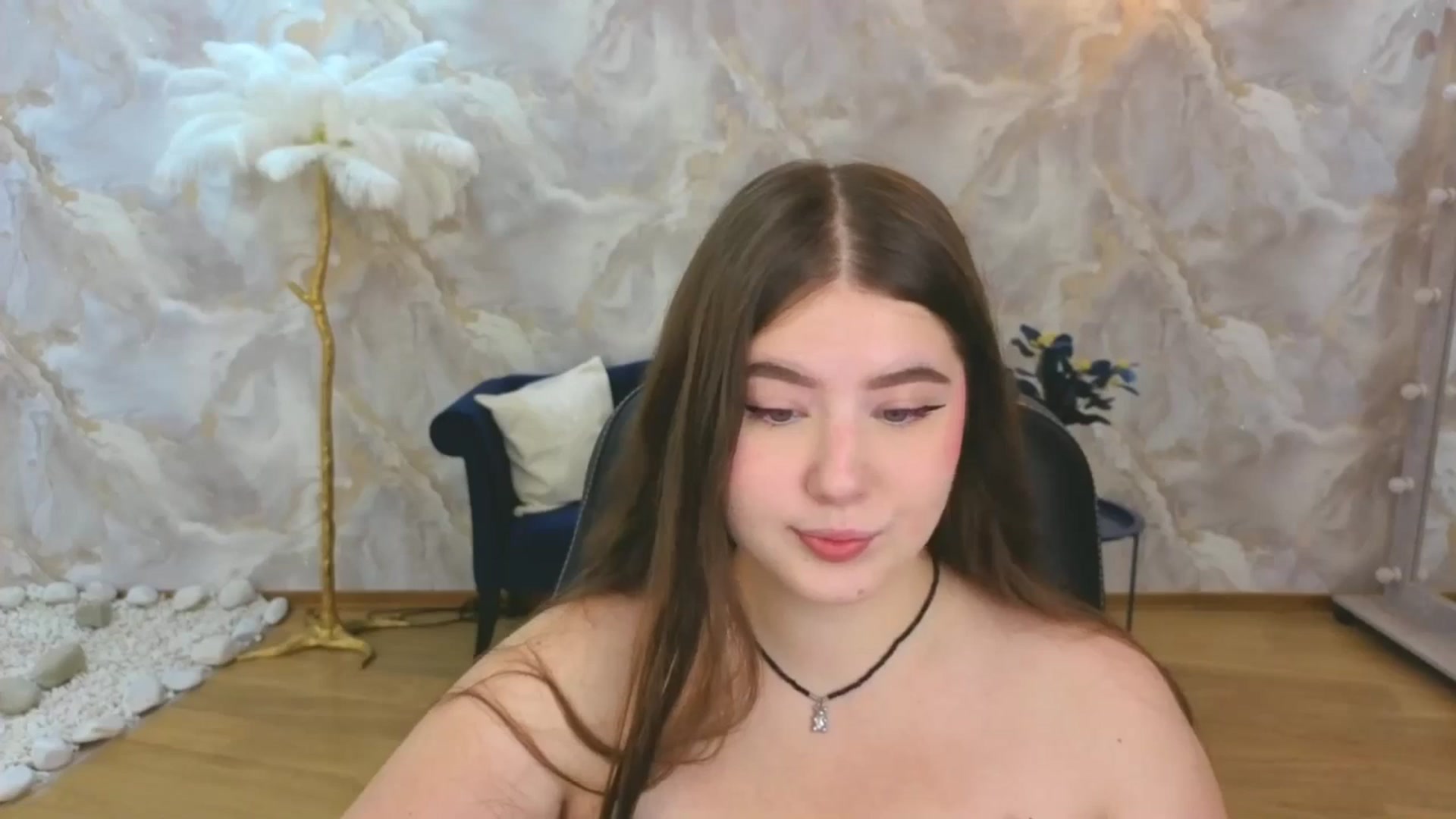 Gallery image thumbnail from AdmireMyEyes's myfreecams stream on, 09/12/2025, 18:32 image 11 of 20