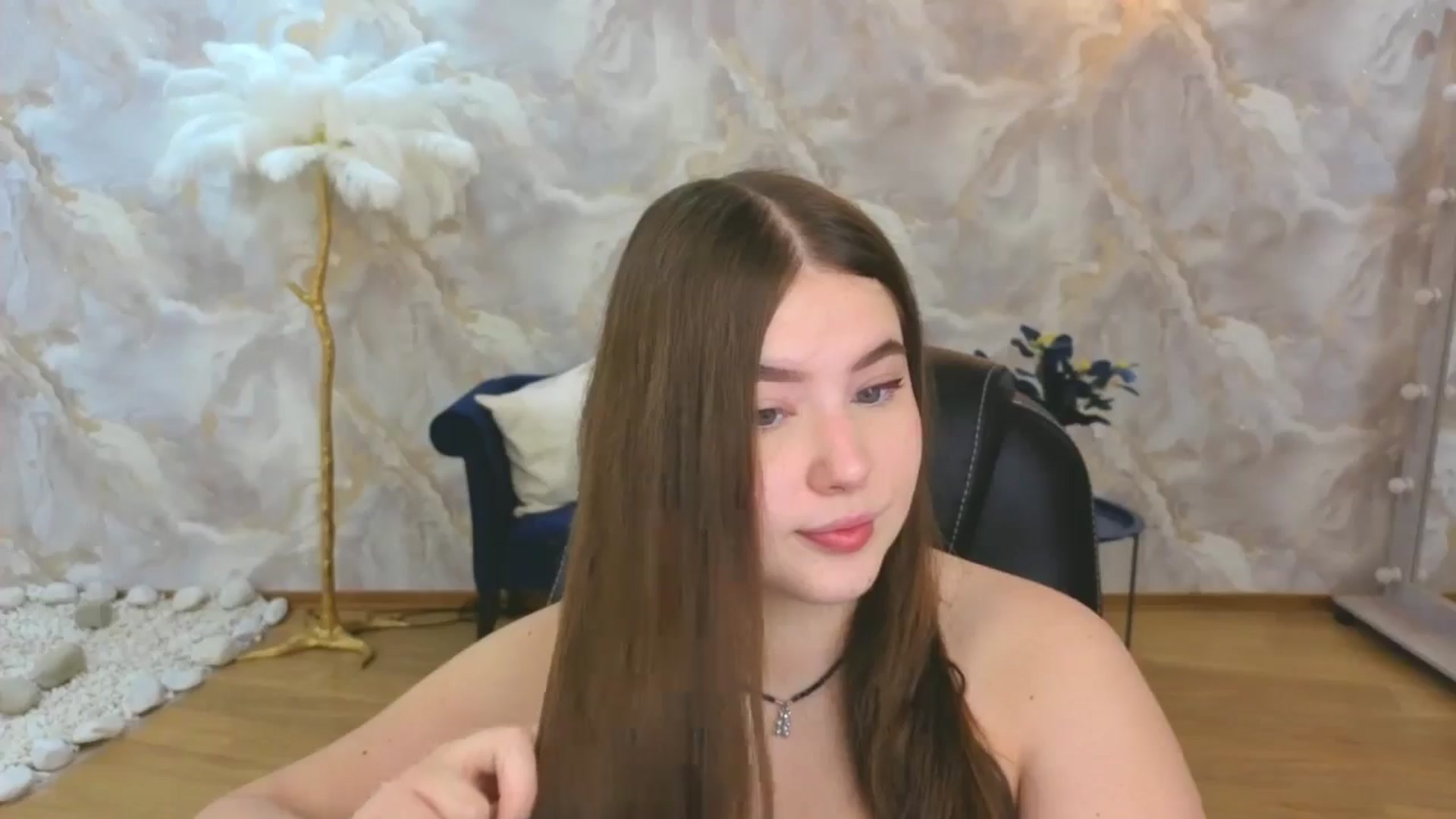 Gallery image thumbnail from AdmireMyEyes's myfreecams stream on, 09/12/2025, 18:32 image 12 of 20