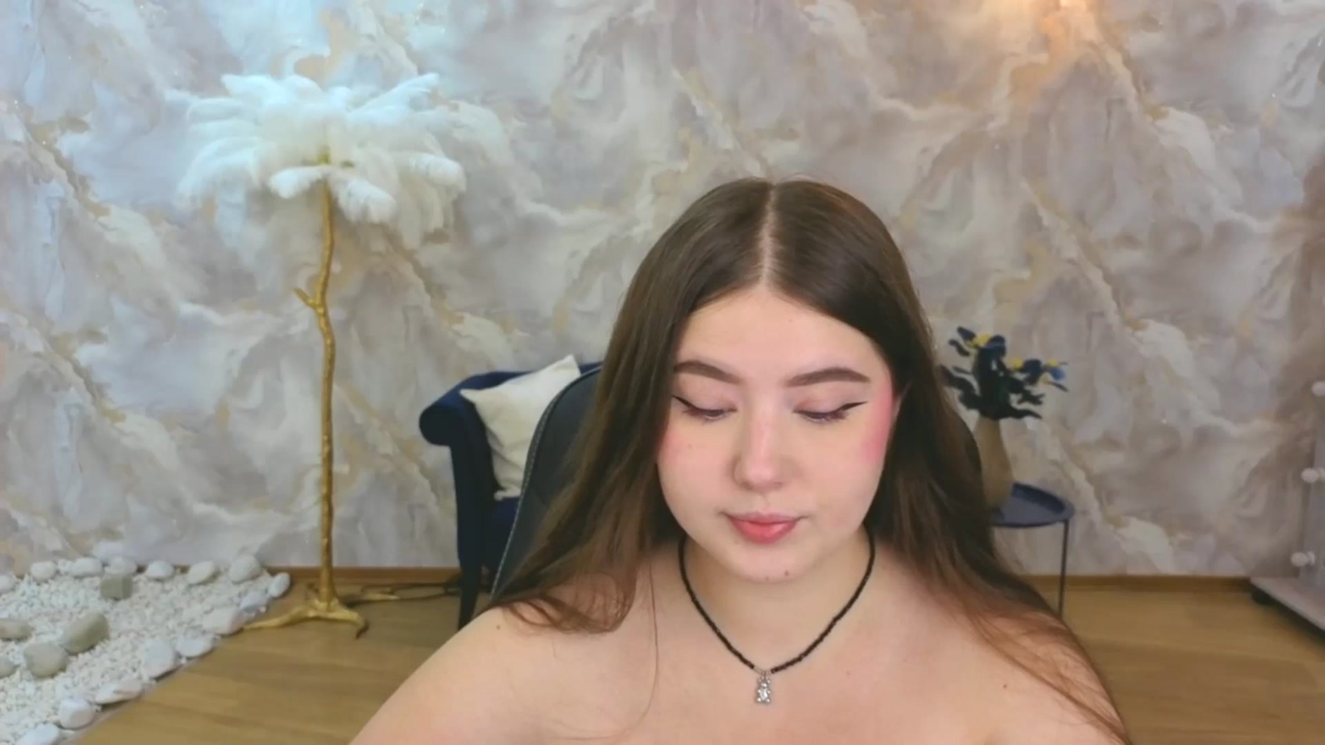 Gallery image thumbnail from AdmireMyEyes's myfreecams stream on, 09/12/2025, 18:32 image 5 of 20