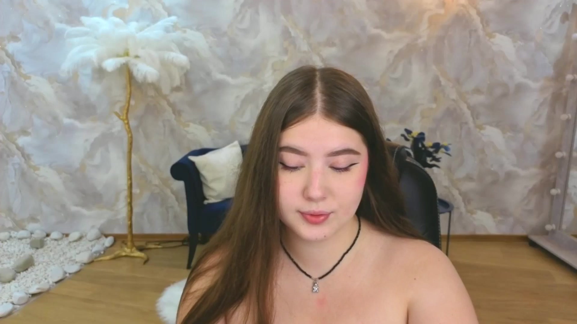 Gallery image thumbnail from AdmireMyEyes's myfreecams stream on, 09/12/2025, 18:32 image 17 of 20