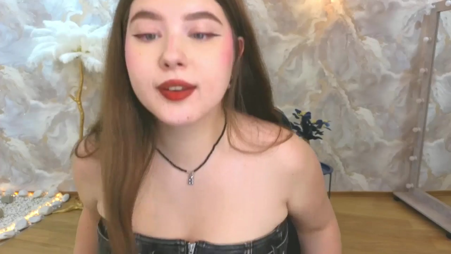 Gallery image thumbnail from AdmireMyEyes's myfreecams stream on, 09/12/2025, 21:05 image 20 of 20