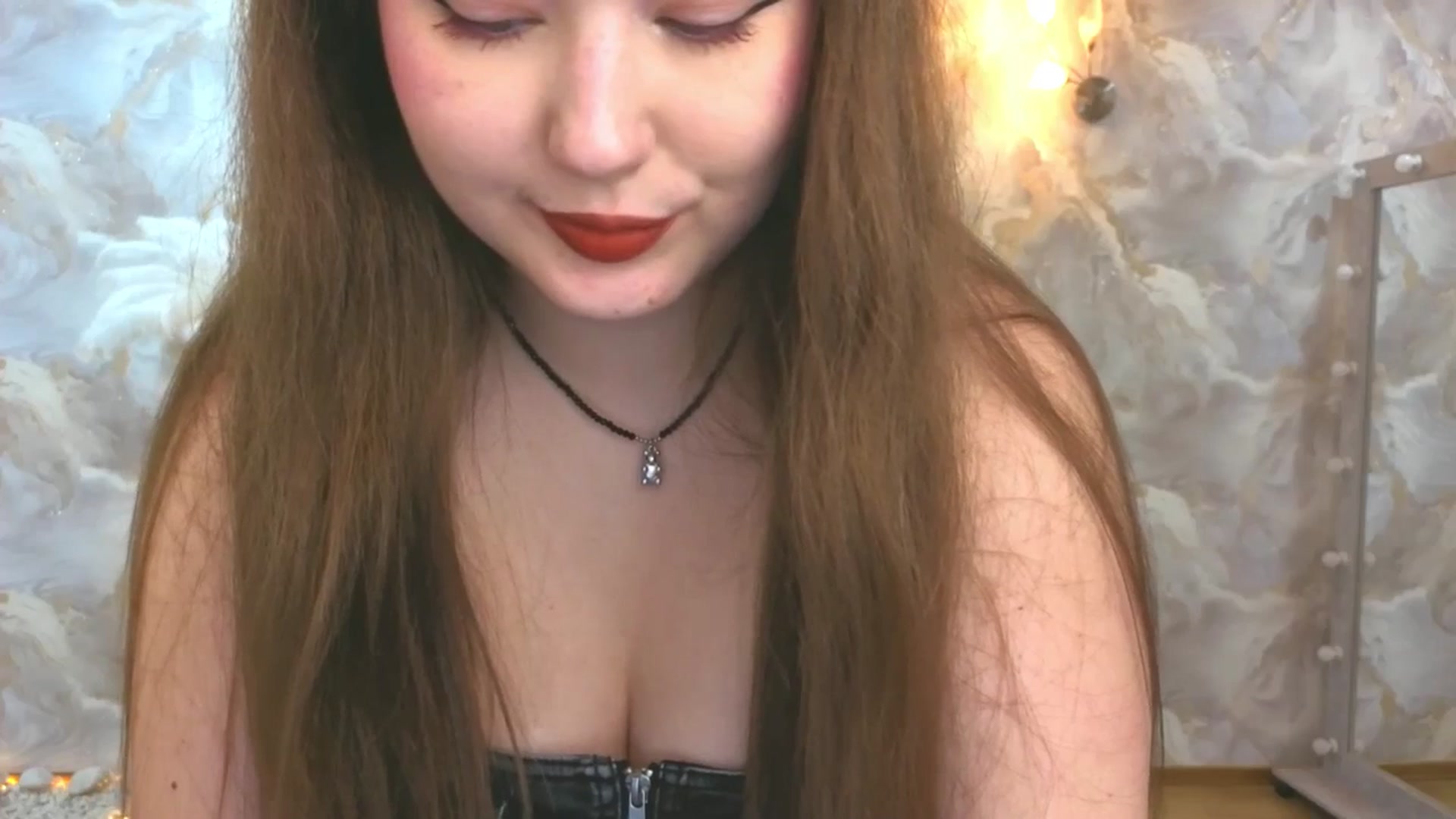 Gallery image thumbnail from AdmireMyEyes's myfreecams stream on, 09/12/2025, 21:05 image 5 of 20