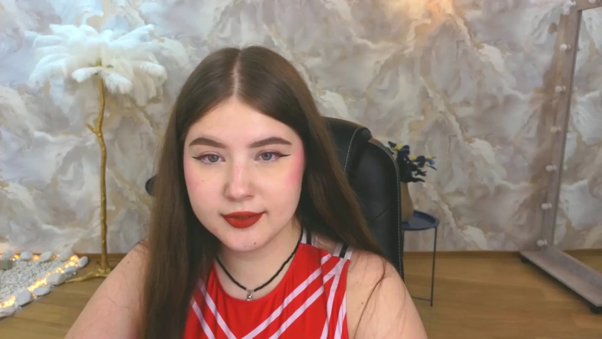 Gallery image thumbnail from AdmireMyEyes's myfreecams stream on, 09/13/2025, 24:59 image 20 of 20