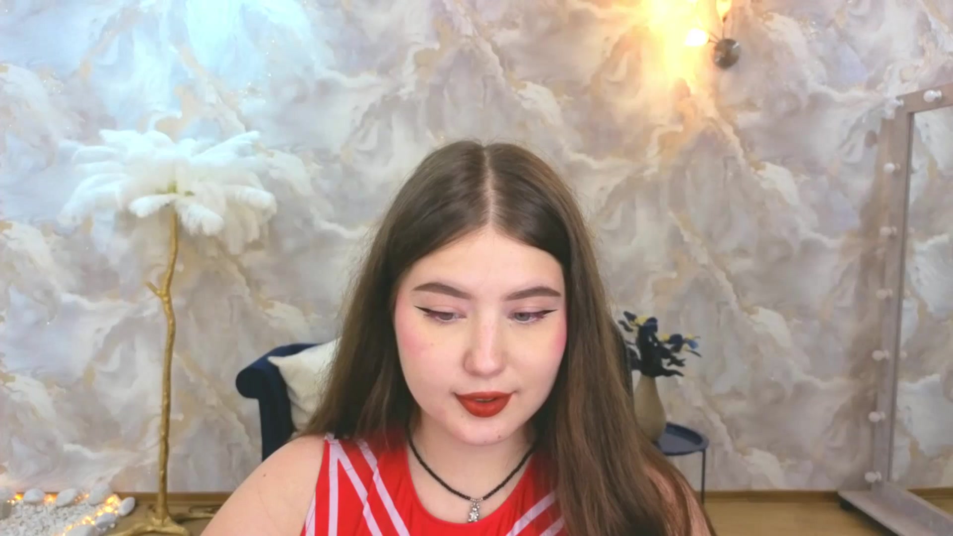Gallery image thumbnail from AdmireMyEyes's myfreecams stream on, 09/13/2025, 24:59 image 3 of 20