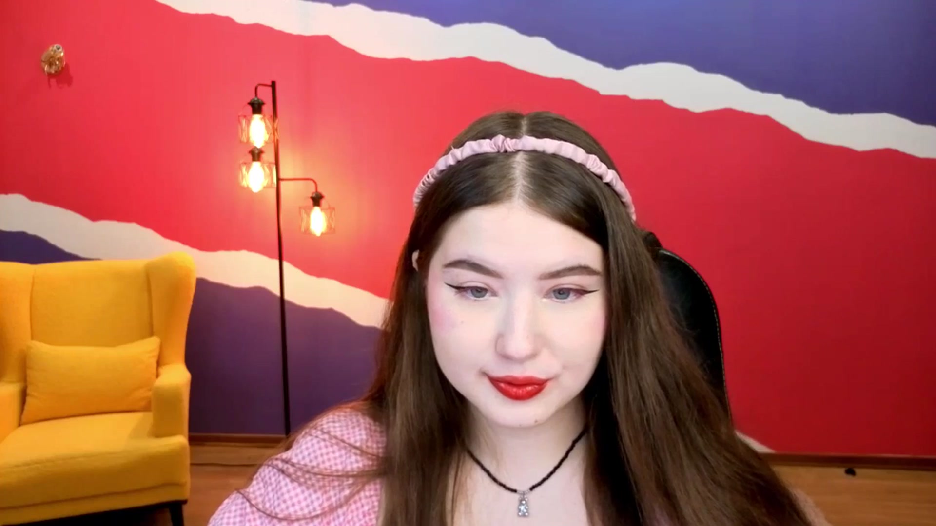 Gallery image thumbnail from AdmireMyEyes's myfreecams stream on, 09/14/2025, 19:46 image 18 of 20