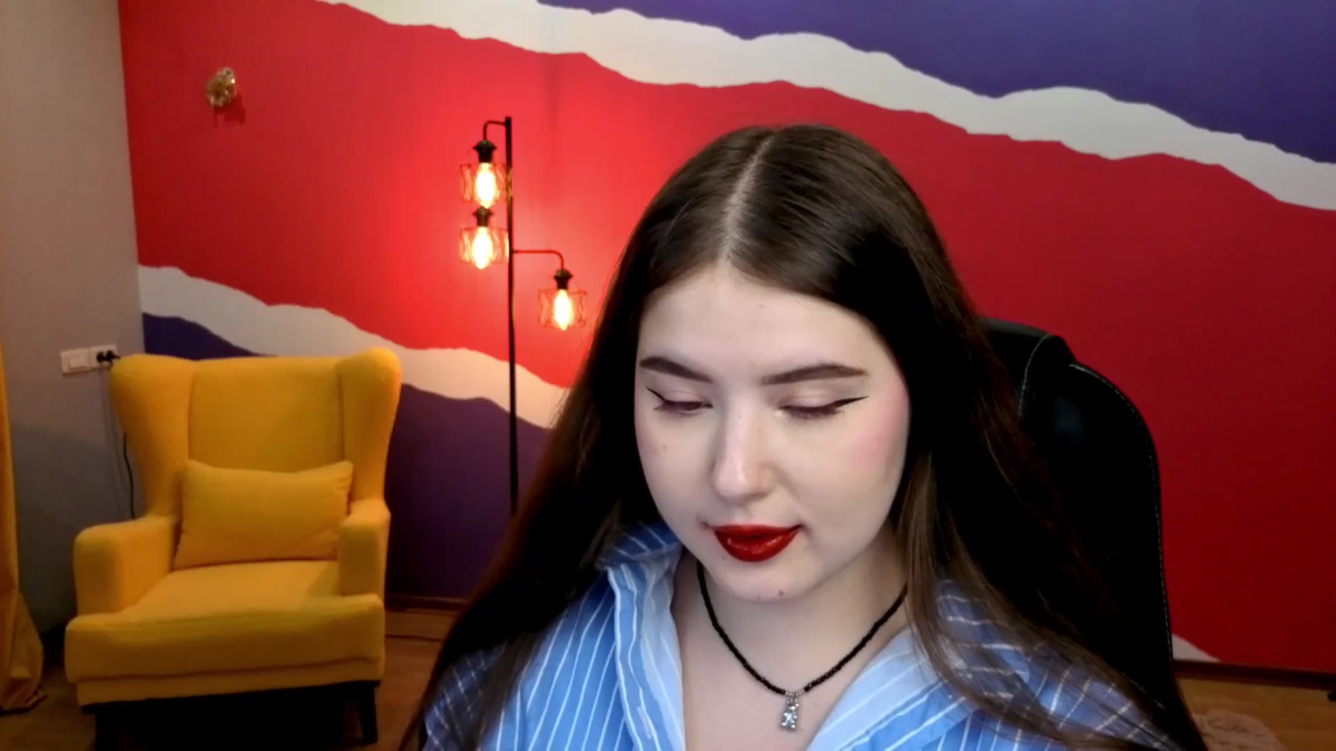 Gallery image thumbnail from AdmireMyEyes's myfreecams stream on, 09/15/2025, 01:59 image 7 of 20