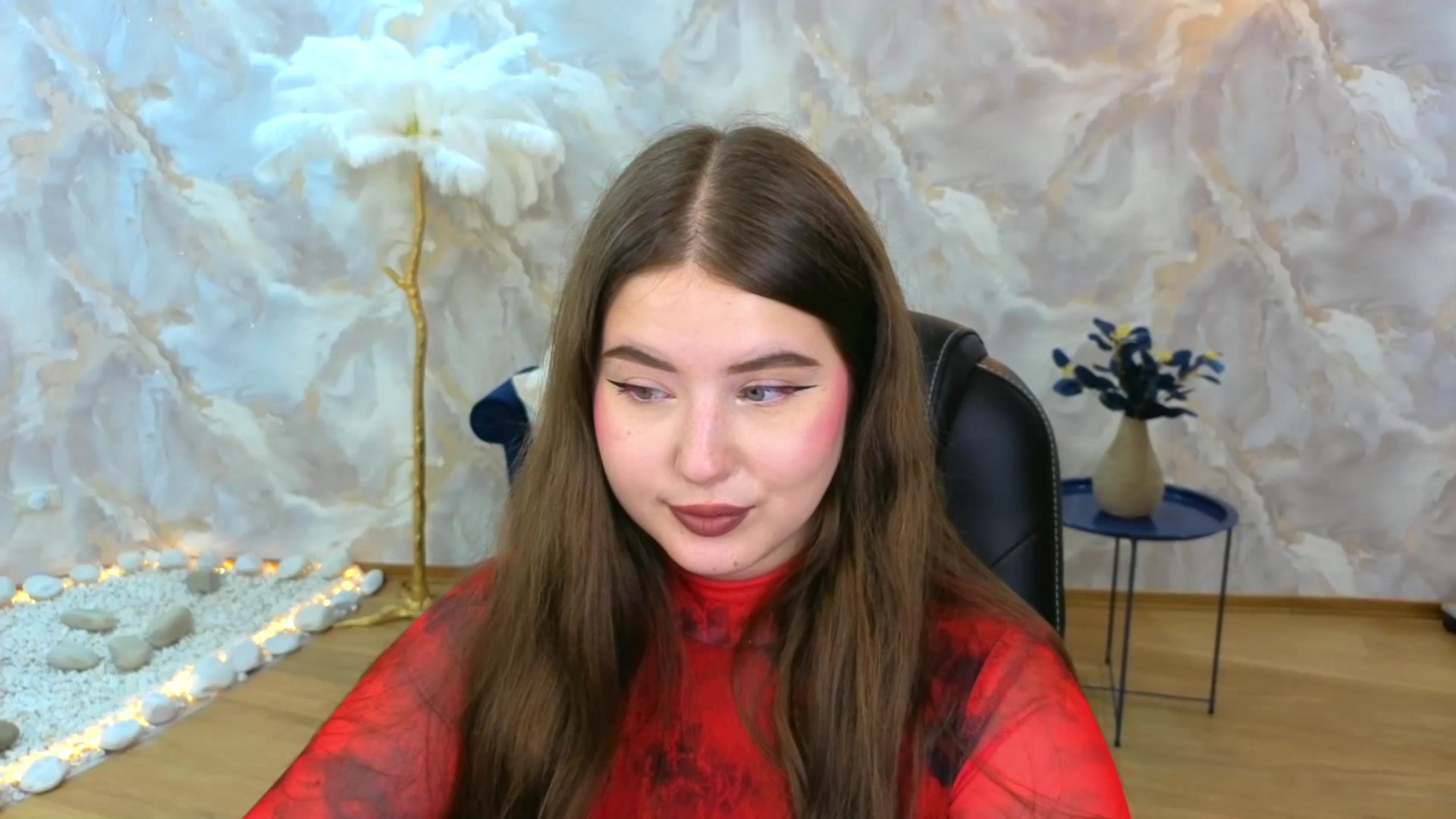 Gallery image thumbnail from AdmireMyEyes's myfreecams stream on, 09/16/2025, 07:26 image 11 of 20