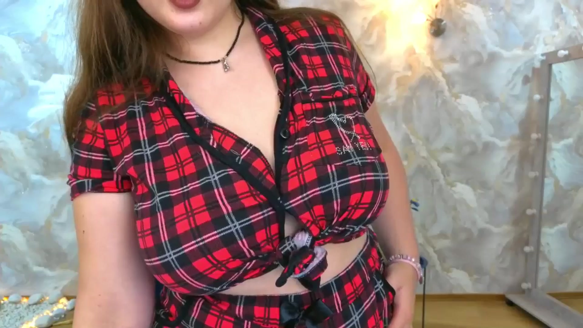 Gallery image thumbnail from AdmireMyEyes's myfreecams stream on, 09/16/2025, 08:52 image 10 of 20