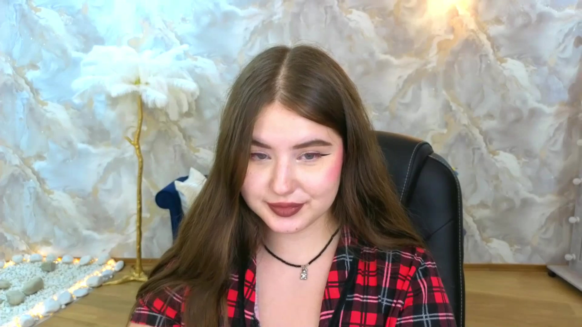 Gallery image thumbnail from AdmireMyEyes's myfreecams stream on, 09/16/2025, 09:28 image 20 of 20