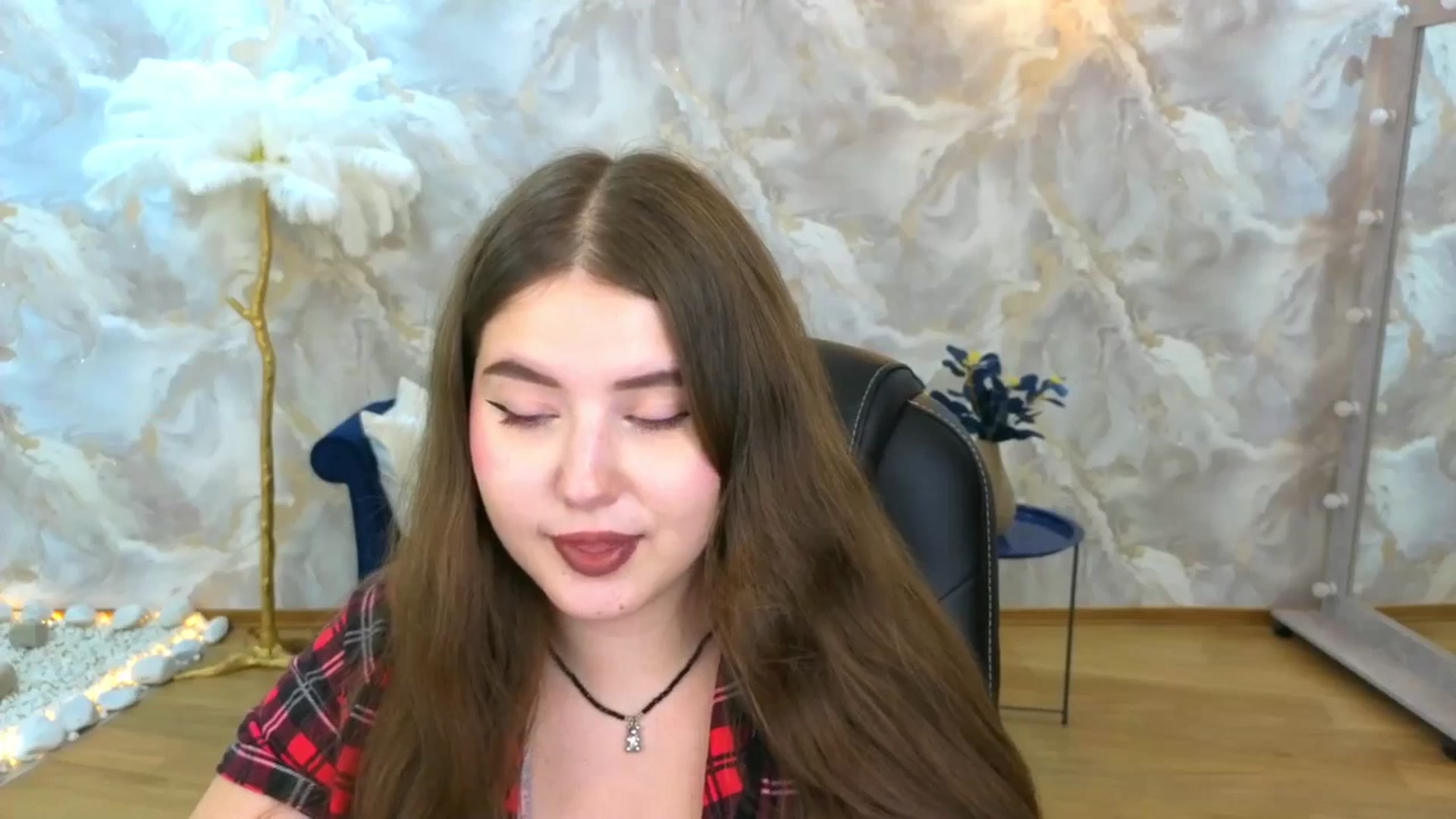 Gallery image thumbnail from AdmireMyEyes's myfreecams stream on, 09/16/2025, 09:28 image 12 of 20