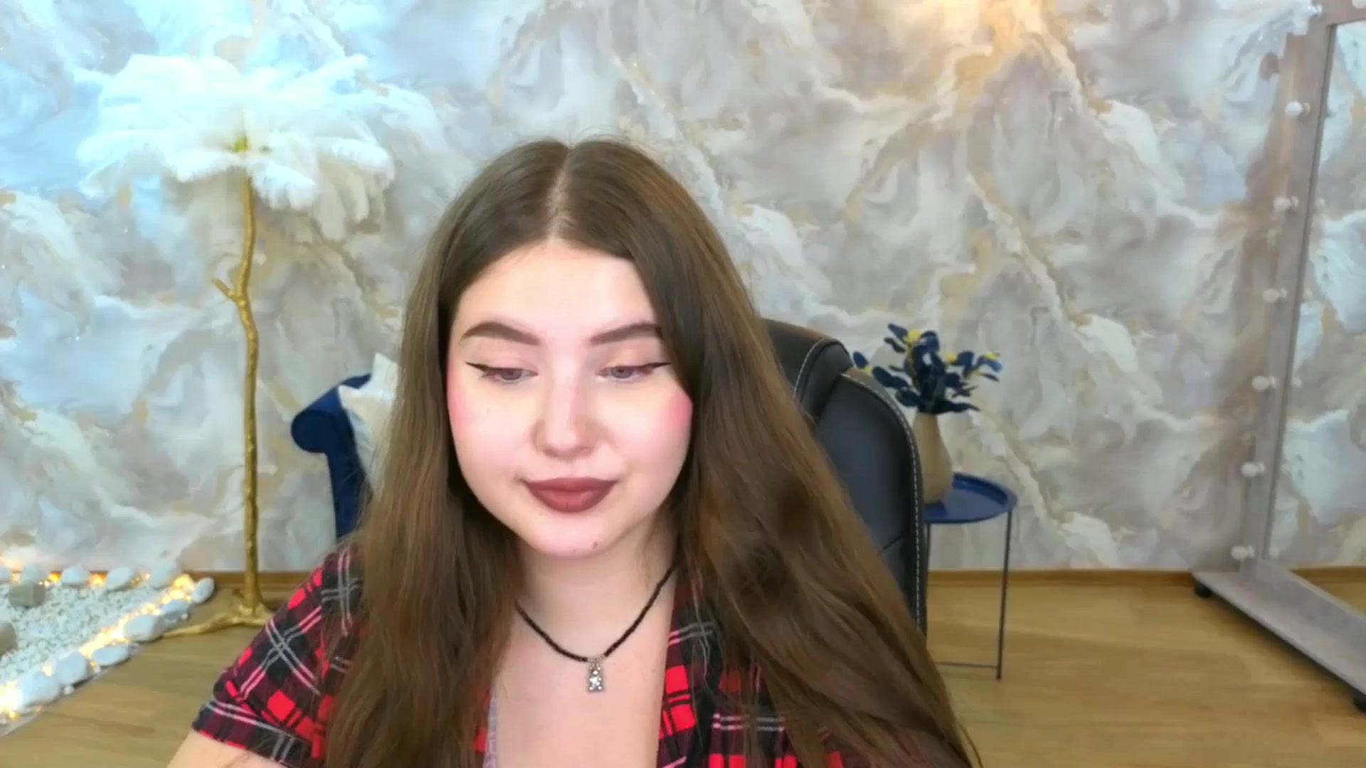 Gallery image thumbnail from AdmireMyEyes's myfreecams stream on, 09/16/2025, 09:28 image 11 of 20