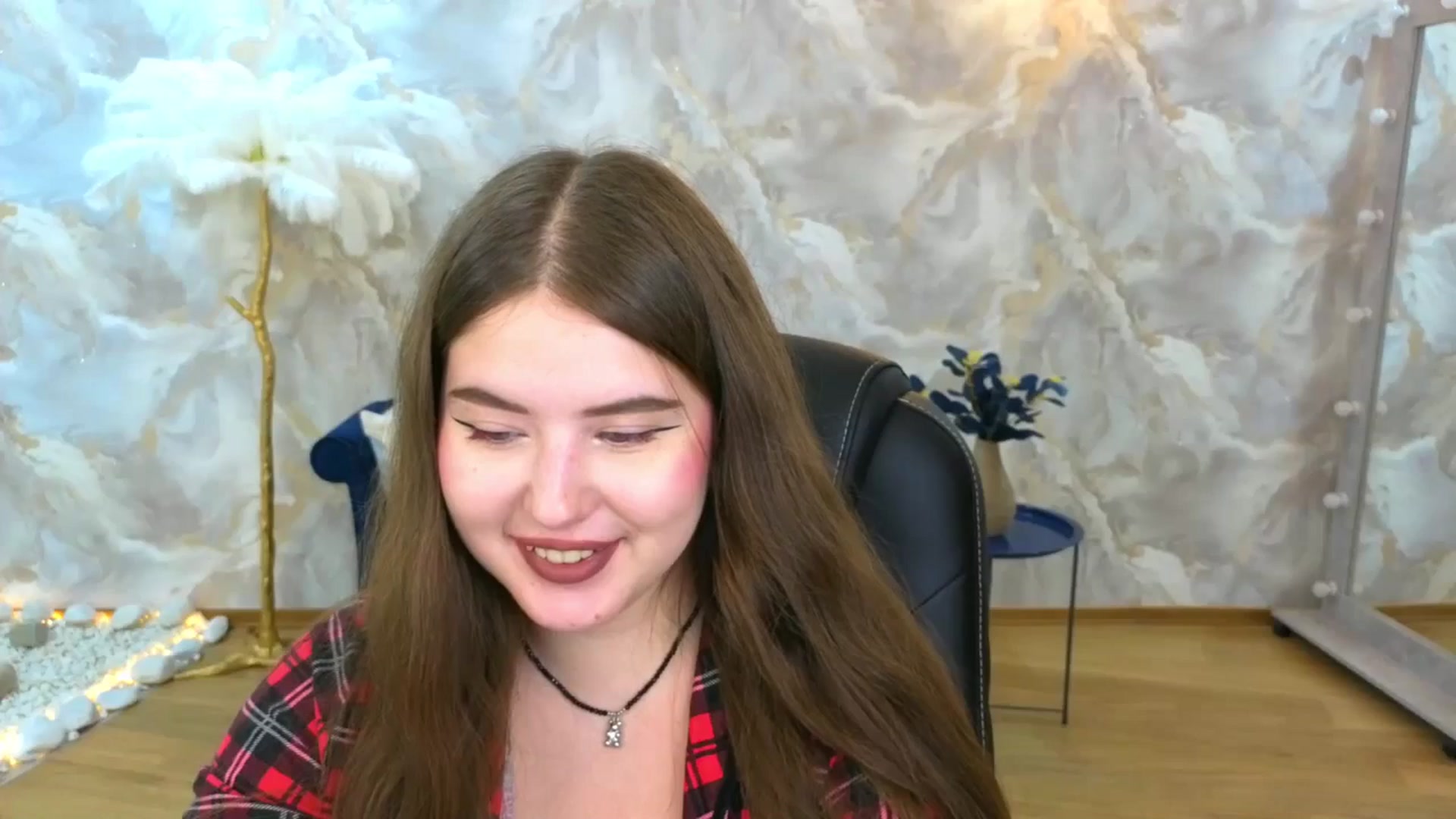 Gallery image thumbnail from AdmireMyEyes's myfreecams stream on, 09/16/2025, 09:28 image 9 of 20