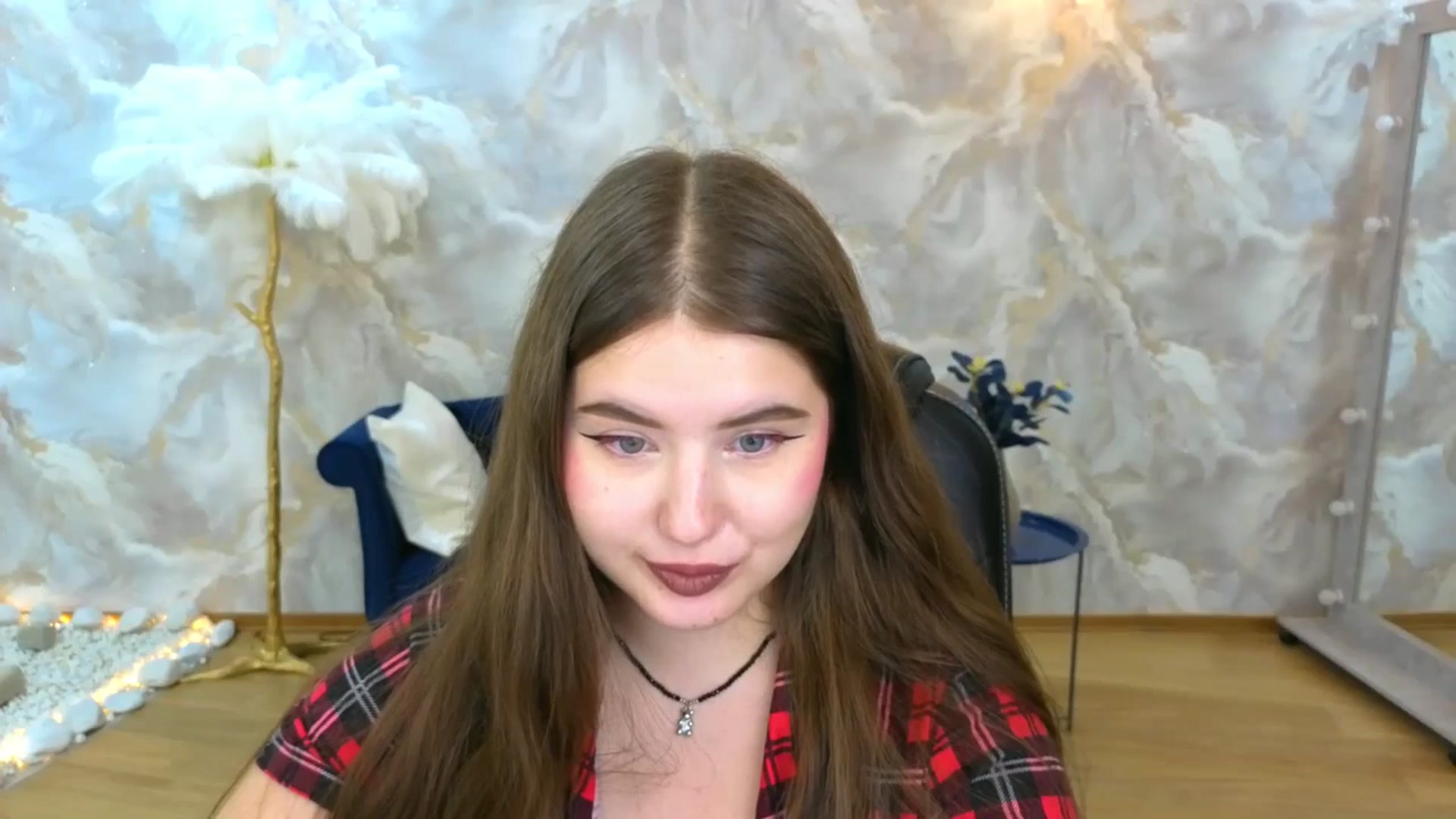 Gallery image thumbnail from AdmireMyEyes's myfreecams stream on, 09/16/2025, 11:03 image 2 of 20