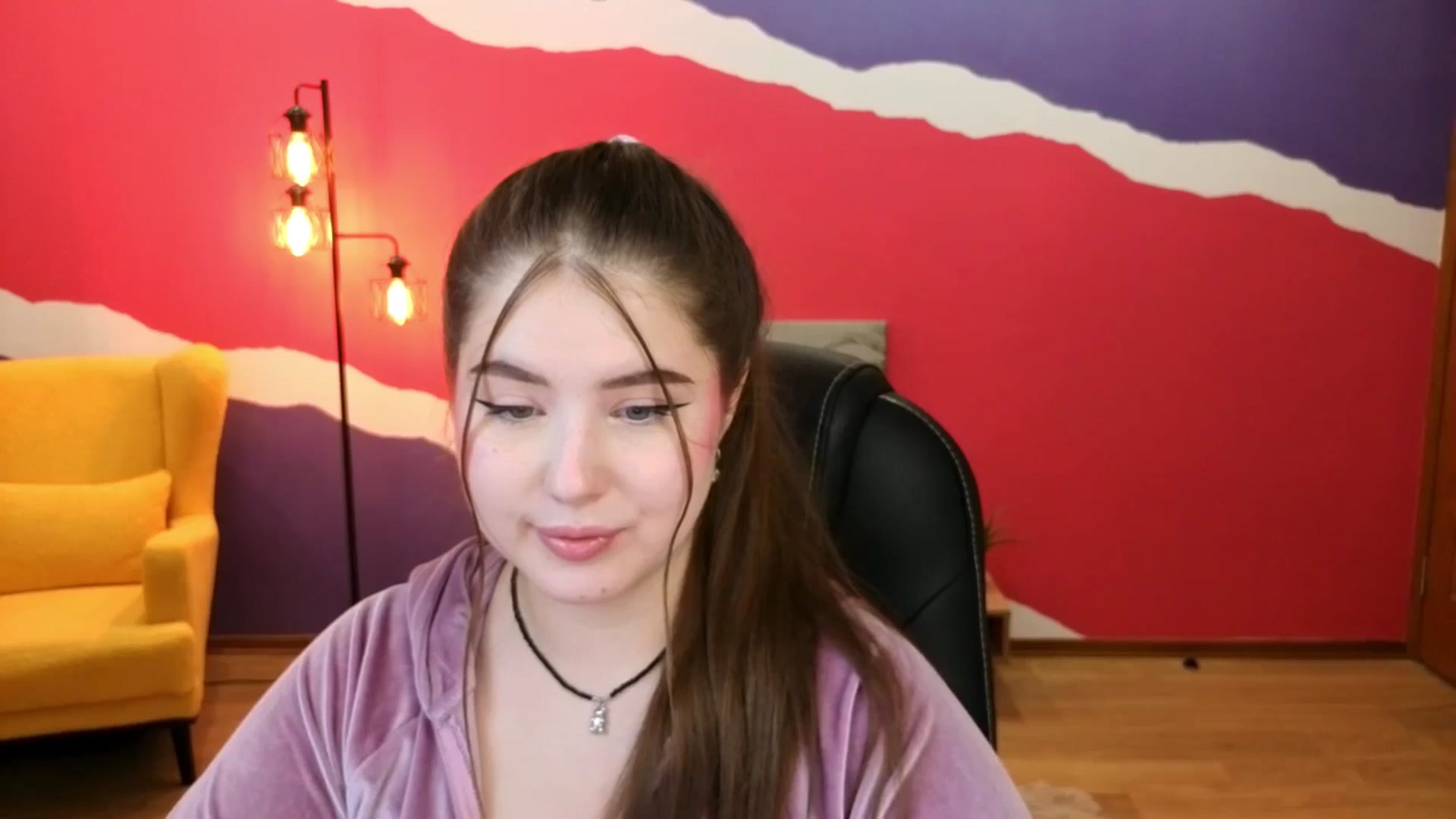 Gallery image thumbnail from AdmireMyEyes's myfreecams stream on, 09/18/2025, 07:39 image 17 of 20