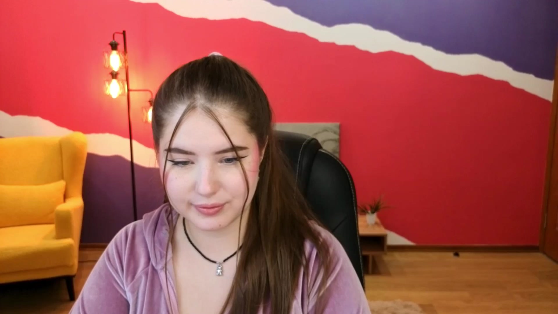 Gallery image thumbnail from AdmireMyEyes's myfreecams stream on, 09/18/2025, 07:39 image 15 of 20