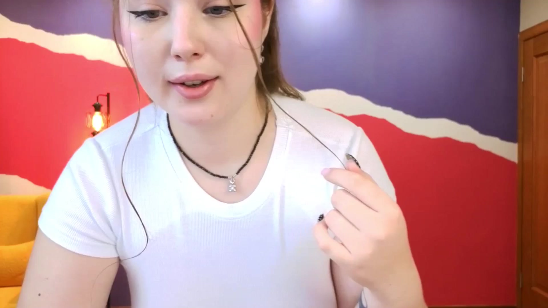 Gallery image thumbnail from AdmireMyEyes's myfreecams stream on, 09/18/2025, 08:43 image 1 of 20