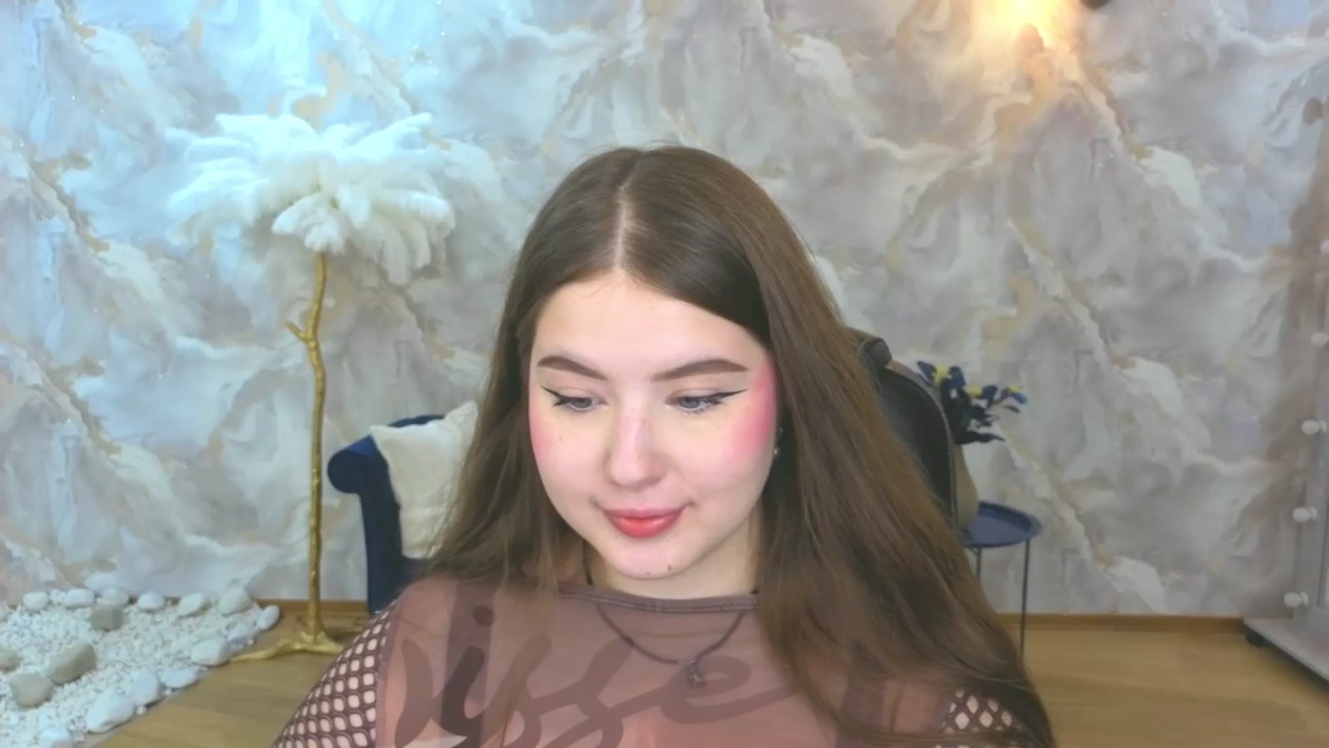 Gallery image thumbnail from AdmireMyEyes's myfreecams stream on, 09/19/2025, 19:47 image 15 of 20
