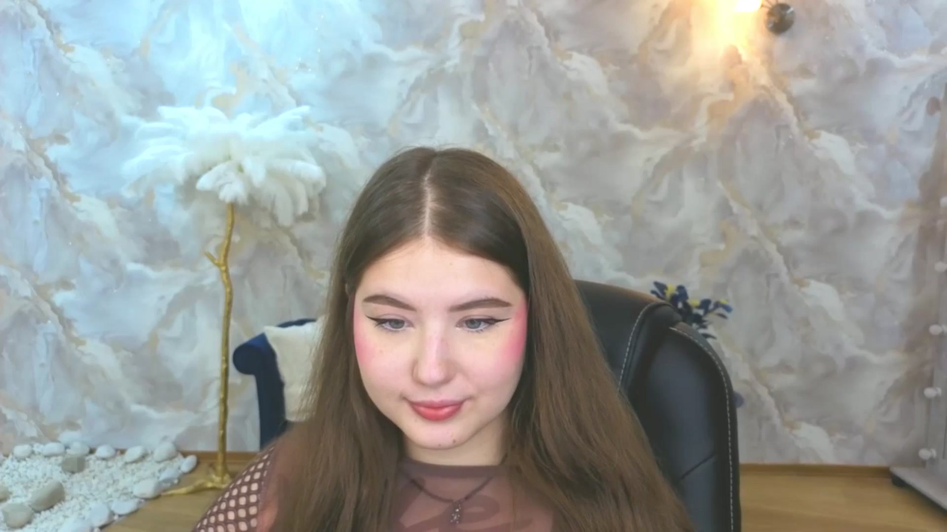 Gallery image thumbnail from AdmireMyEyes's myfreecams stream on, 09/19/2025, 19:47 image 4 of 20