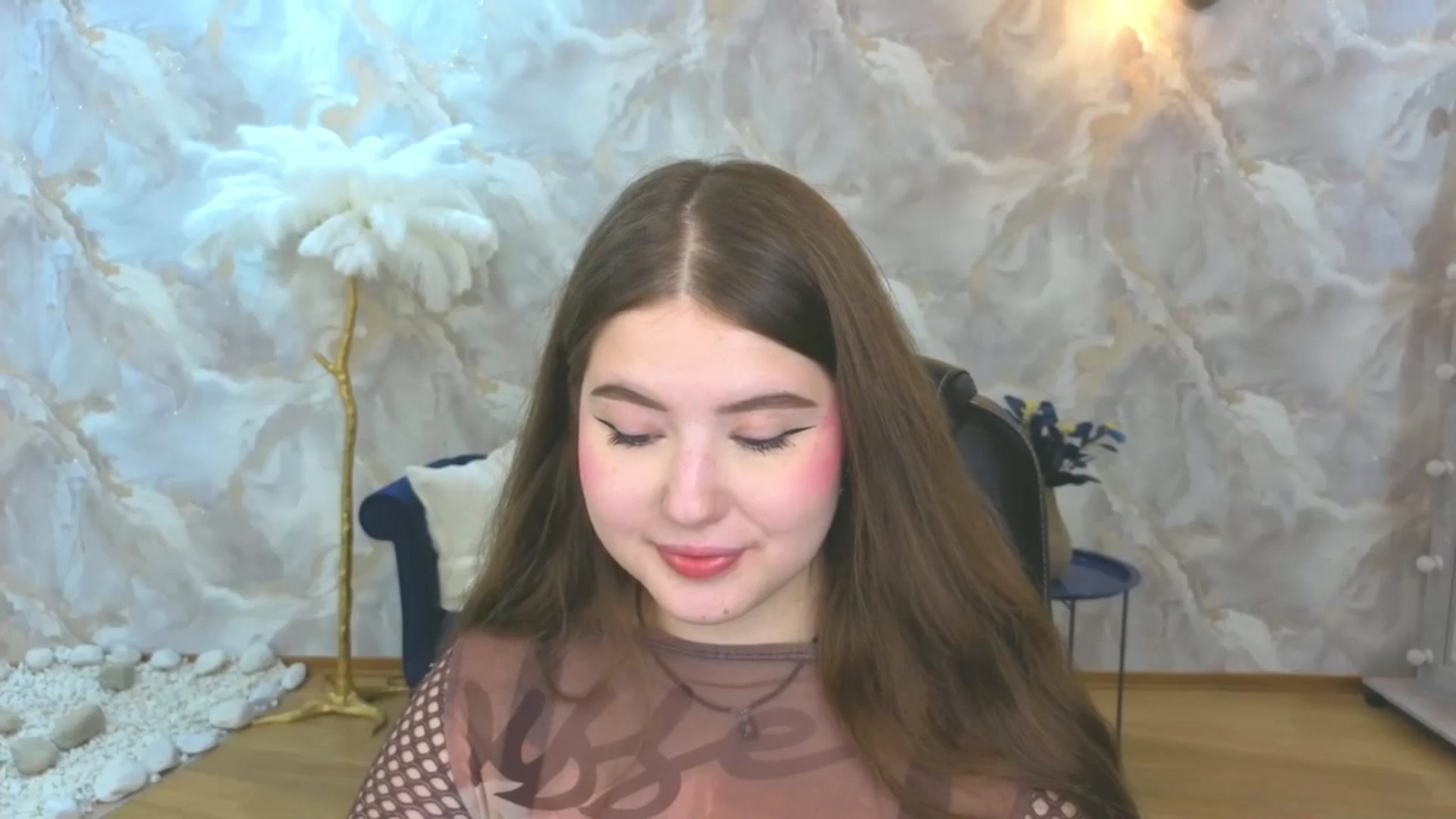 Gallery image thumbnail from AdmireMyEyes's myfreecams stream on, 09/19/2025, 19:47 image 16 of 20