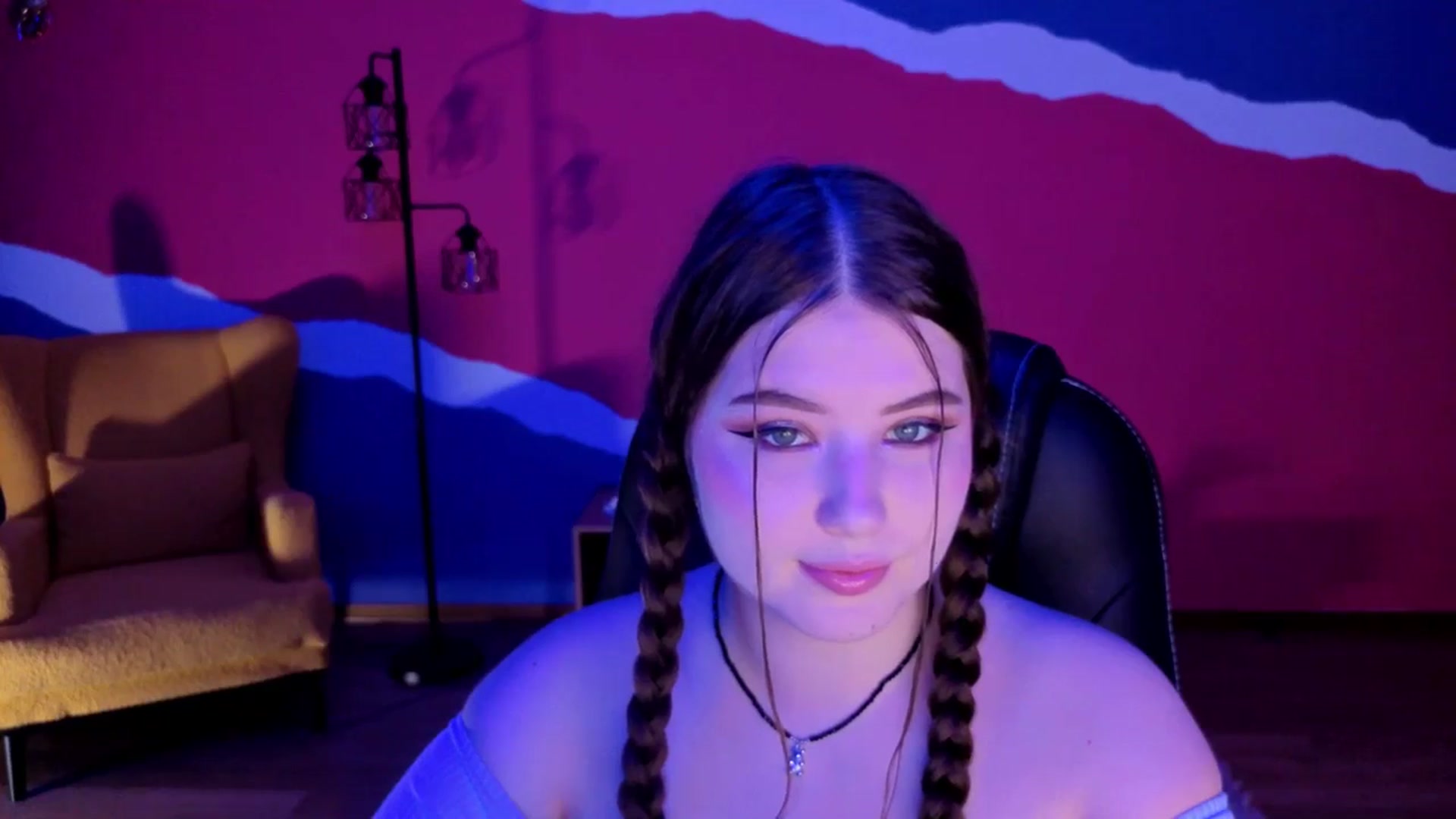 Gallery image thumbnail from AdmireMyEyes's myfreecams stream on, 09/20/2025, 18:34 image 8 of 20