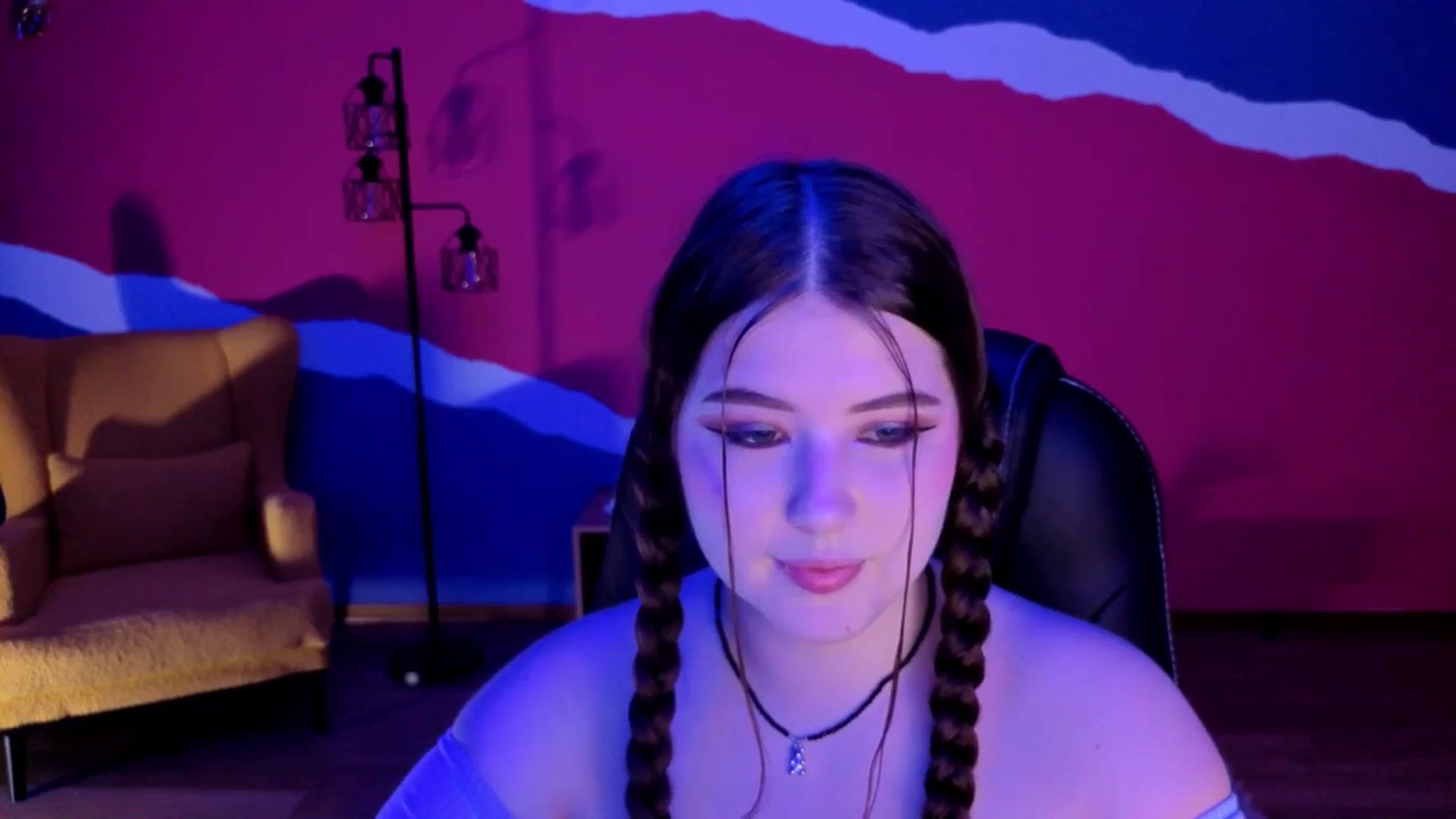 Gallery image thumbnail from AdmireMyEyes's myfreecams stream on, 09/20/2025, 18:34 image 4 of 20