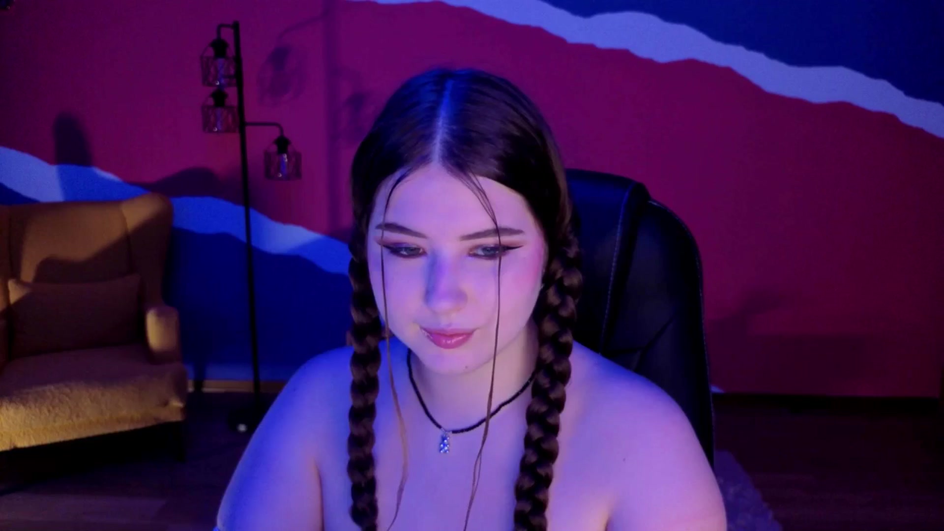 Gallery image thumbnail from AdmireMyEyes's myfreecams stream on, 09/20/2025, 19:17 image 8 of 20