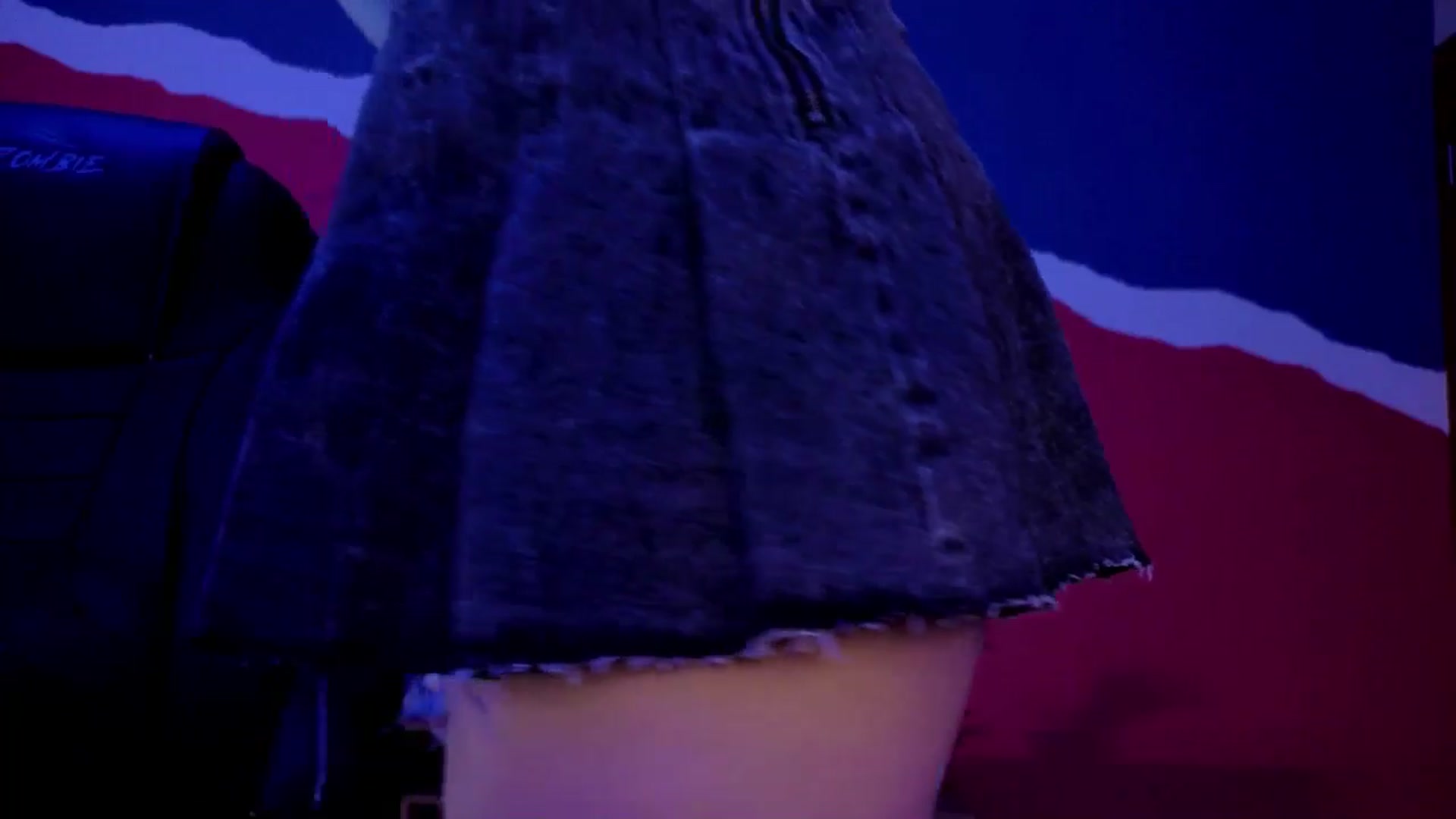 Gallery image thumbnail from AdmireMyEyes's myfreecams stream on, 09/20/2025, 19:17 image 4 of 20