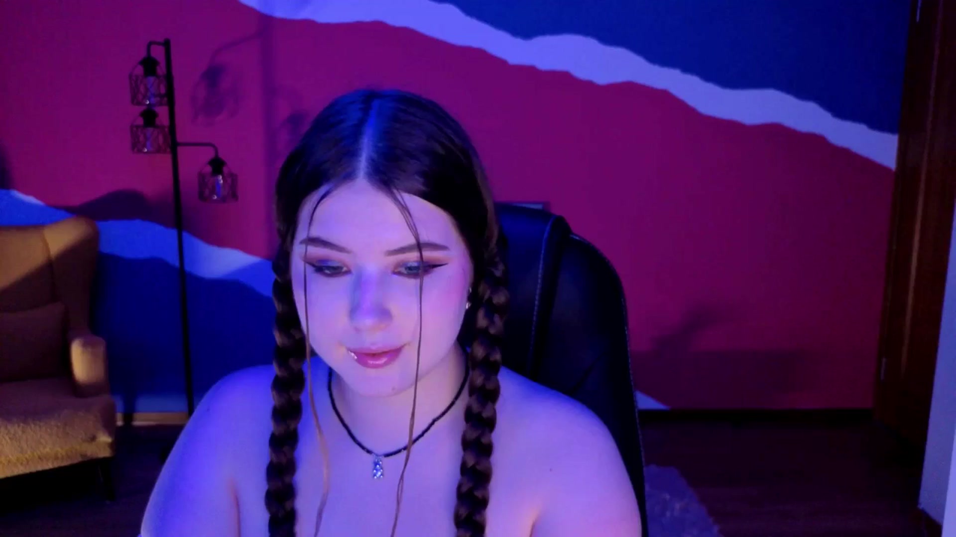 Gallery image thumbnail from AdmireMyEyes's myfreecams stream on, 09/20/2025, 19:47 image 18 of 20