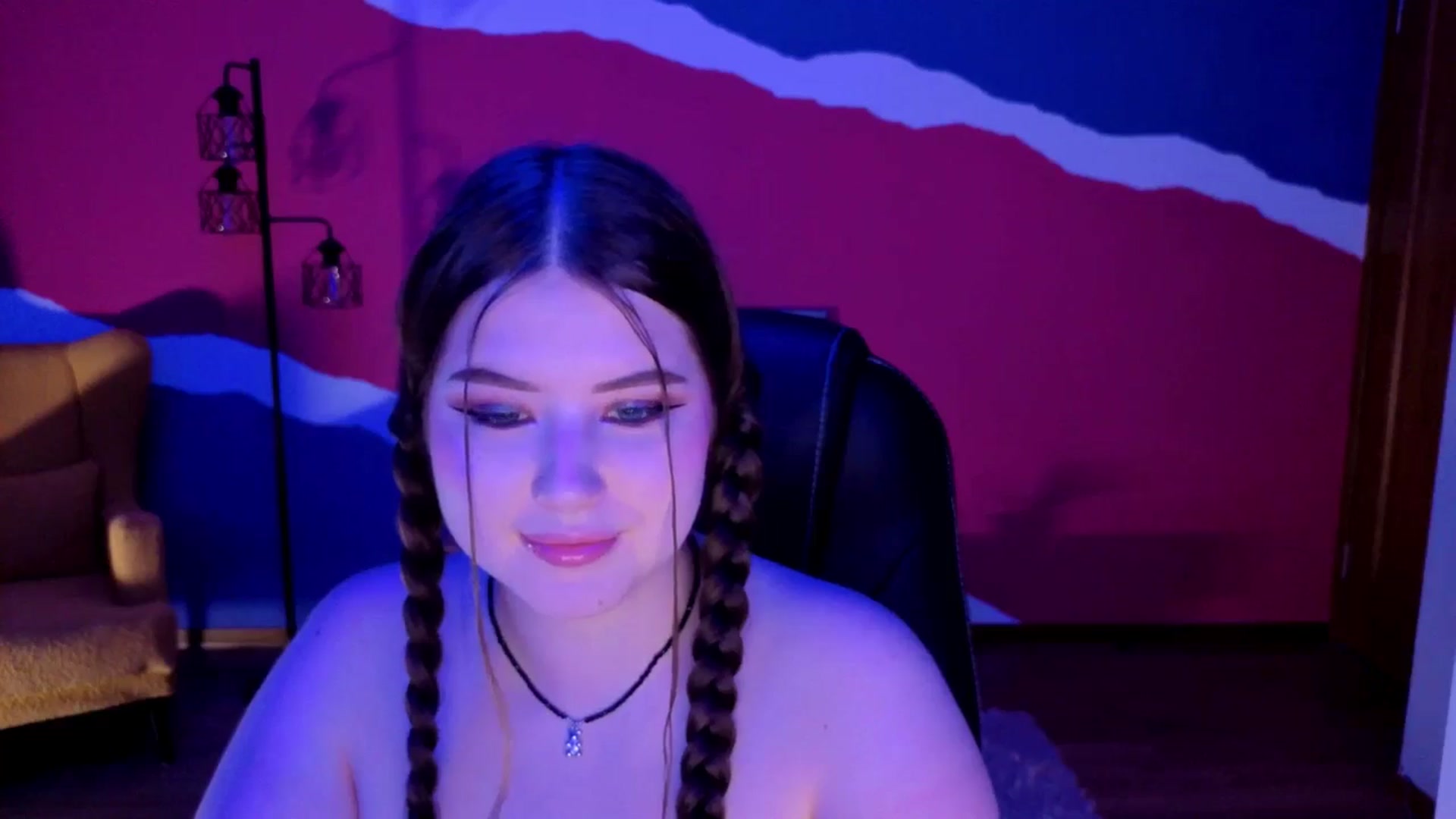 Gallery image thumbnail from AdmireMyEyes's myfreecams stream on, 09/20/2025, 19:47 image 10 of 20