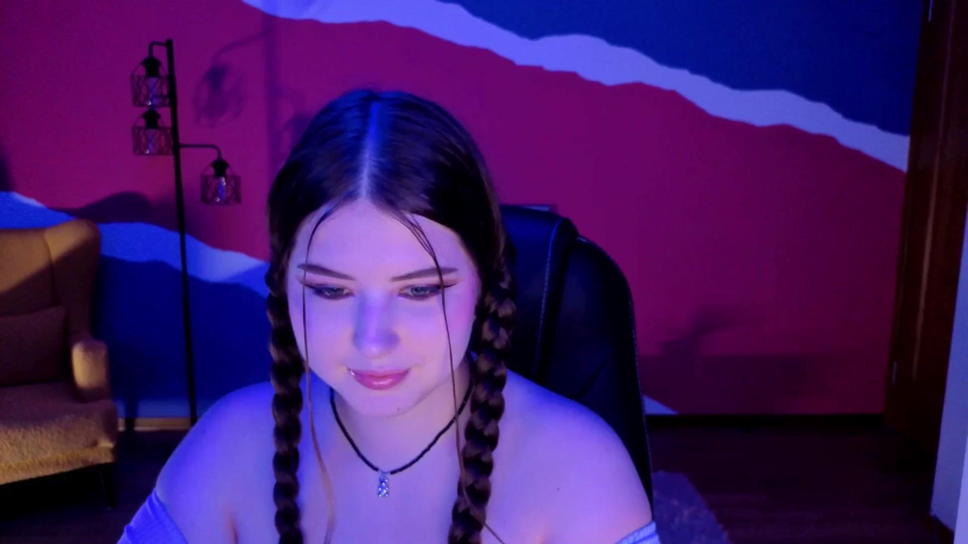 Gallery image thumbnail from AdmireMyEyes's myfreecams stream on, 09/20/2025, 19:47 image 8 of 20