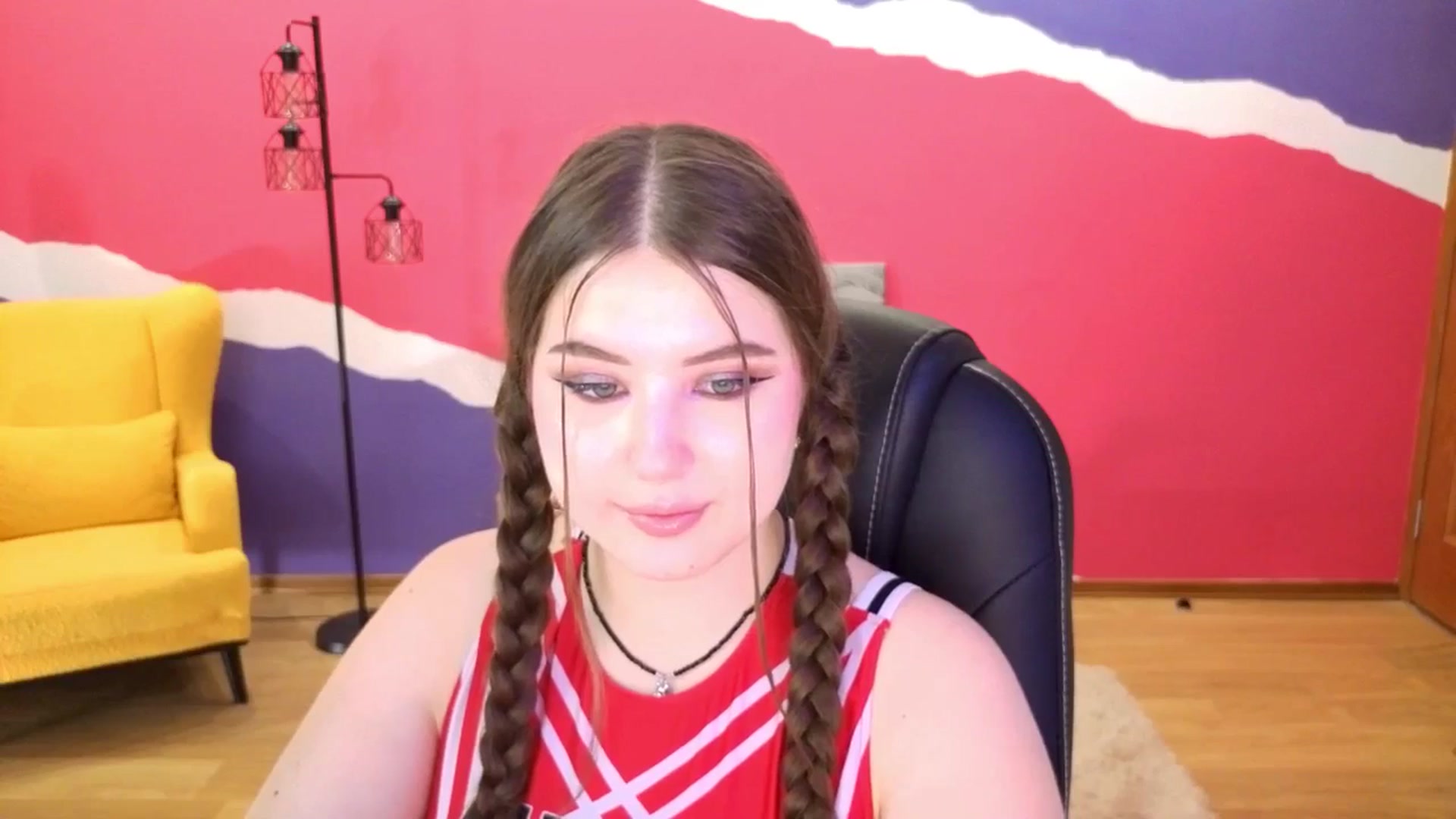 Gallery image thumbnail from AdmireMyEyes's myfreecams stream on, 09/21/2025, 24:53 image 20 of 20