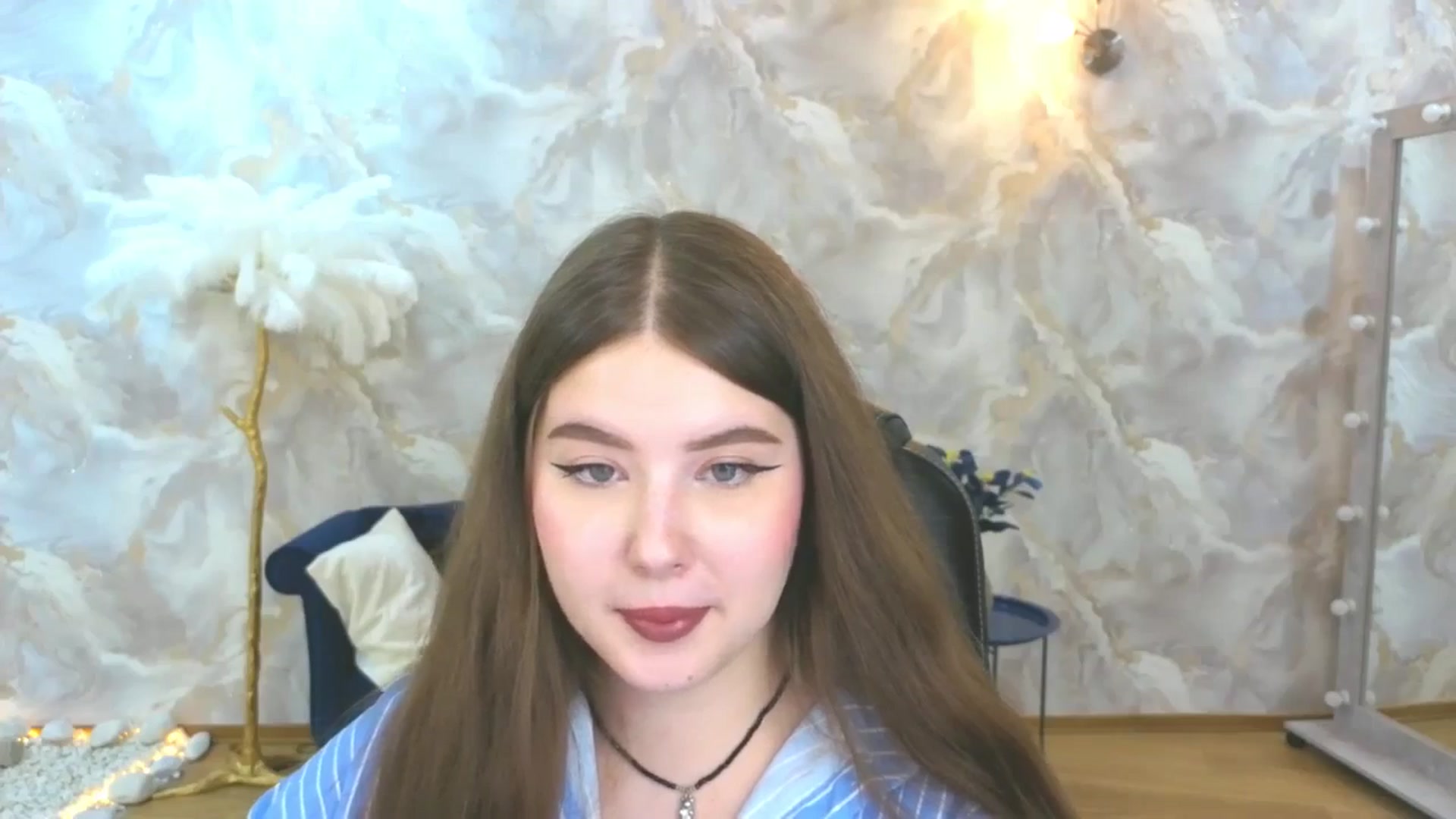 Gallery image thumbnail from AdmireMyEyes's myfreecams stream on, 09/21/2025, 23:48 image 13 of 20
