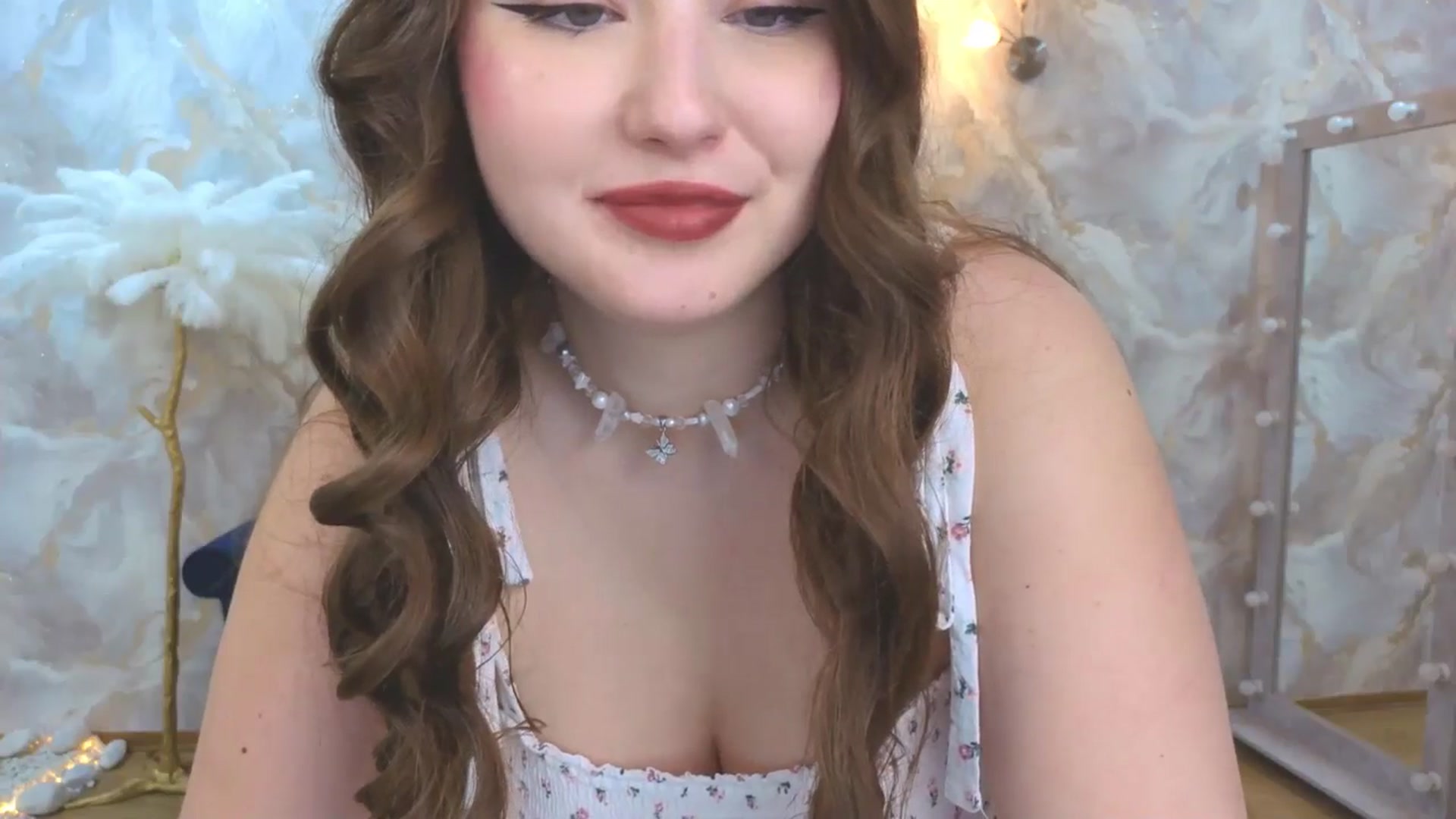 Gallery image thumbnail from AdmireMyEyes's myfreecams stream on, 09/23/2025, 07:14 image 5 of 20