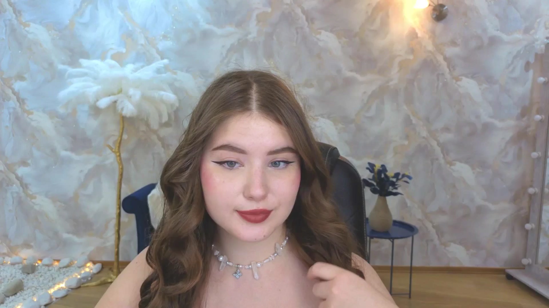 Gallery image thumbnail from AdmireMyEyes's myfreecams stream on, 09/23/2025, 07:47 image 12 of 20