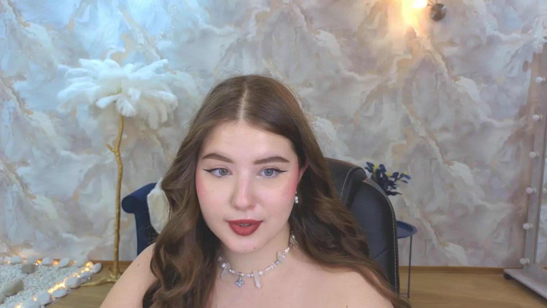 Gallery image thumbnail from AdmireMyEyes's myfreecams stream on, 09/23/2025, 07:47 image 14 of 20