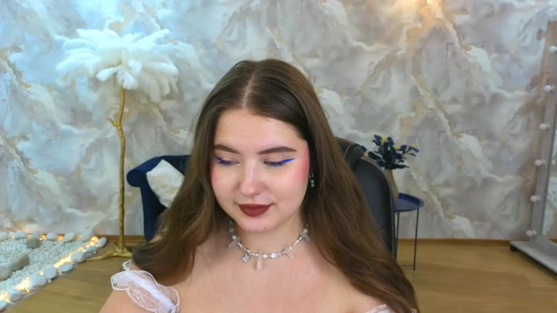 Gallery image thumbnail from AdmireMyEyes's myfreecams stream on, 09/24/2025, 09:46 image 1 of 20