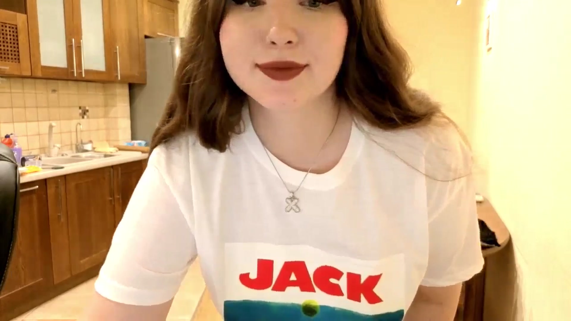 Gallery image thumbnail from AdmireMyEyes's myfreecams stream on, 09/25/2025, 07:40 image 2 of 20