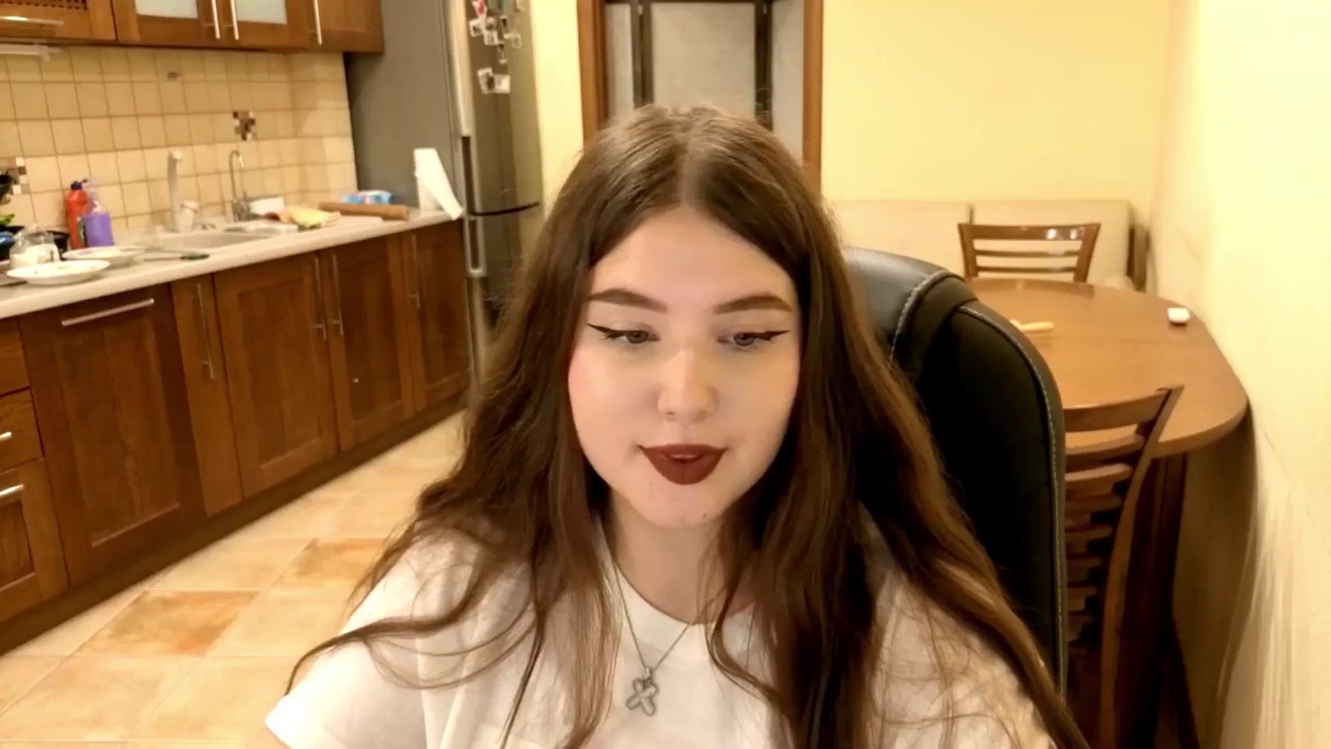 Gallery image thumbnail from AdmireMyEyes's myfreecams stream on, 09/25/2025, 09:47 image 17 of 20