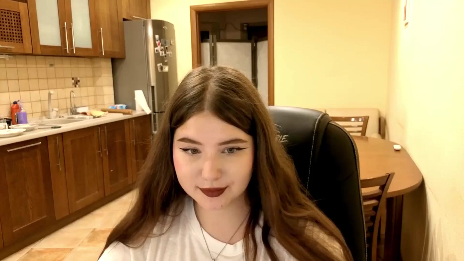 Gallery image thumbnail from AdmireMyEyes's myfreecams stream on, 09/25/2025, 09:47 image 13 of 20