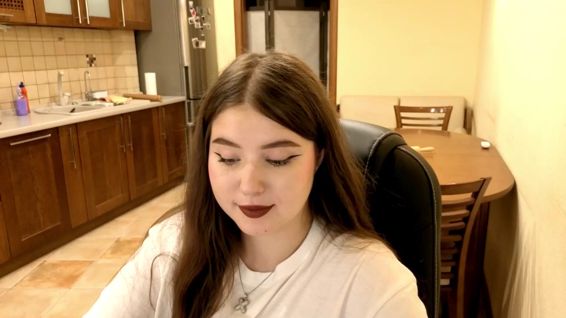 Gallery image thumbnail from AdmireMyEyes's myfreecams stream on, 09/25/2025, 10:41 image 18 of 20