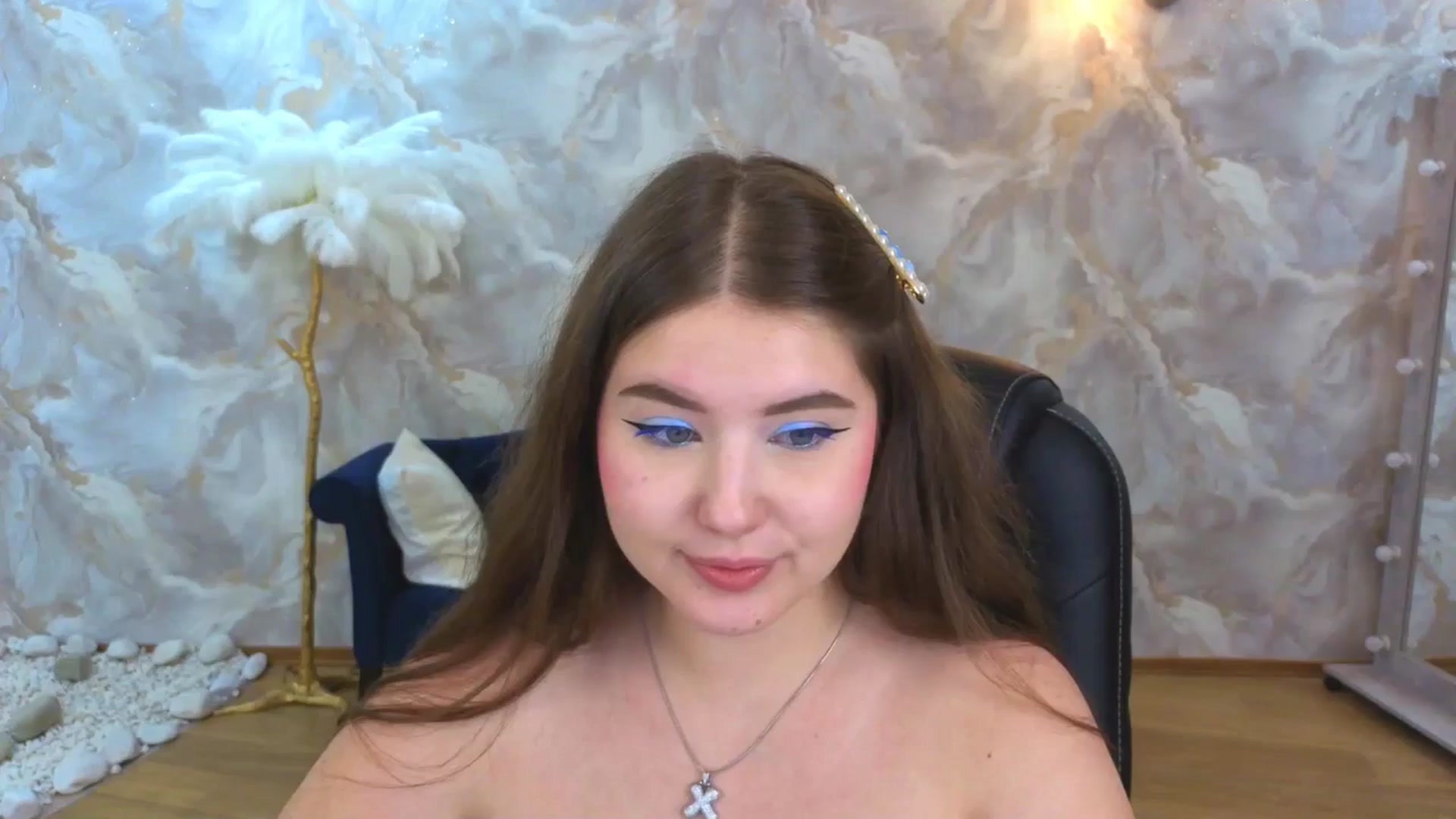 Gallery image thumbnail from AdmireMyEyes's myfreecams stream on, 09/27/2025, 01:02 image 14 of 20