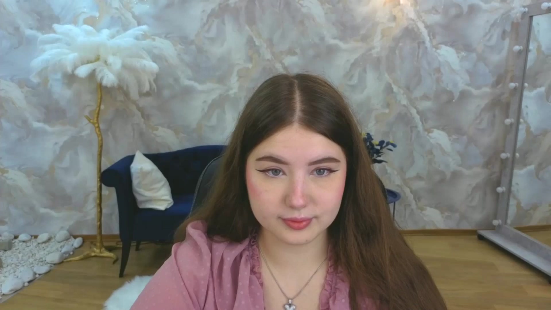 Gallery image thumbnail from AdmireMyEyes's myfreecams stream on, 09/28/2025, 18:32 image 1 of 20