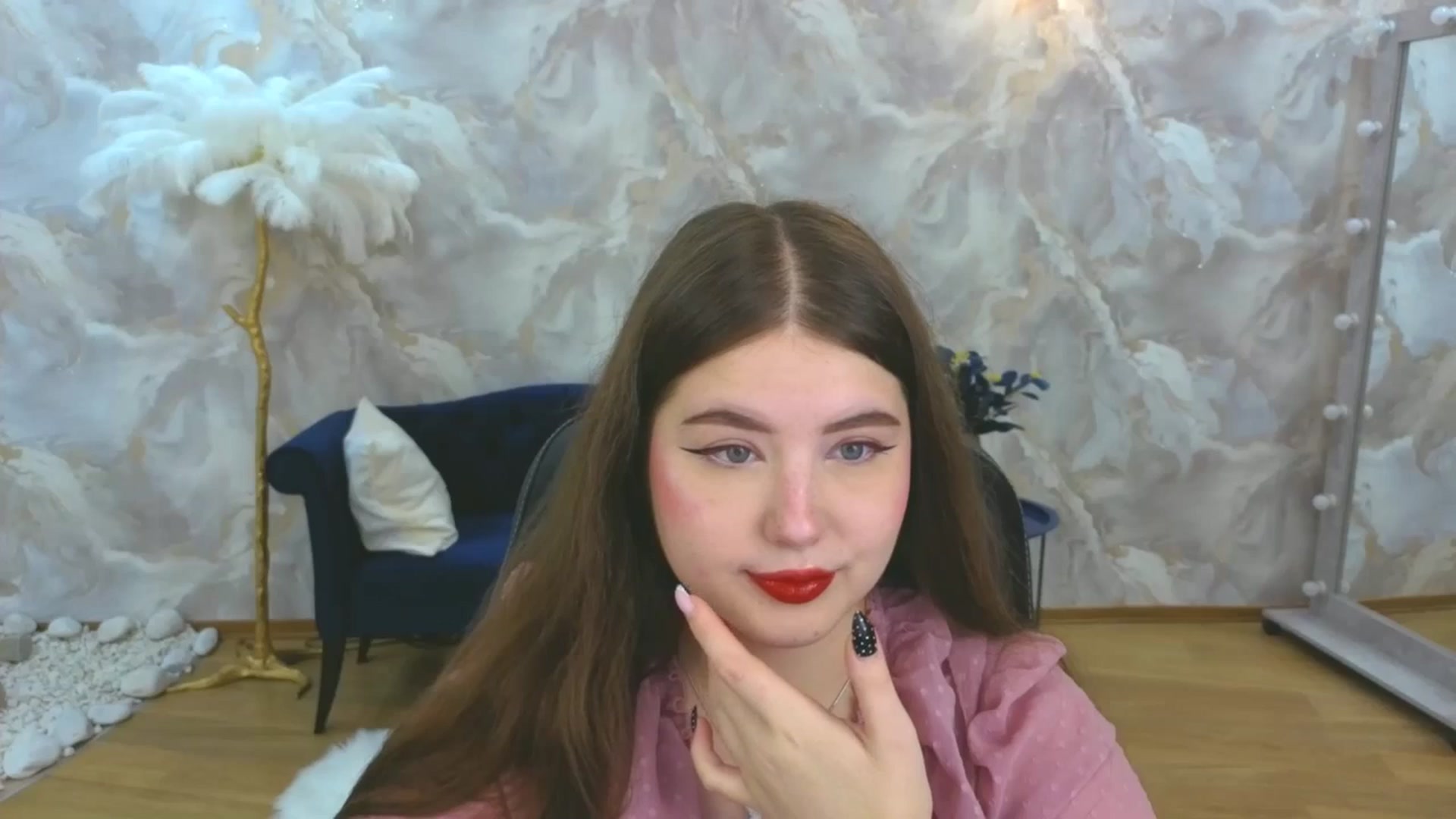 Gallery image thumbnail from AdmireMyEyes's myfreecams stream on, 09/28/2025, 18:32 image 14 of 20