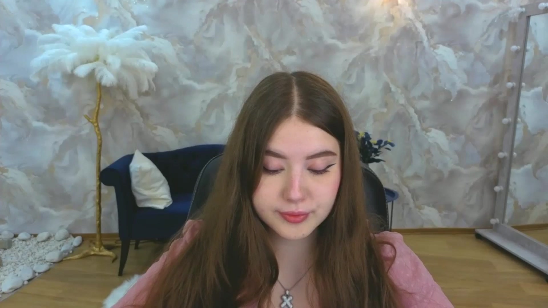 Gallery image thumbnail from AdmireMyEyes's myfreecams stream on, 09/28/2025, 18:32 image 4 of 20