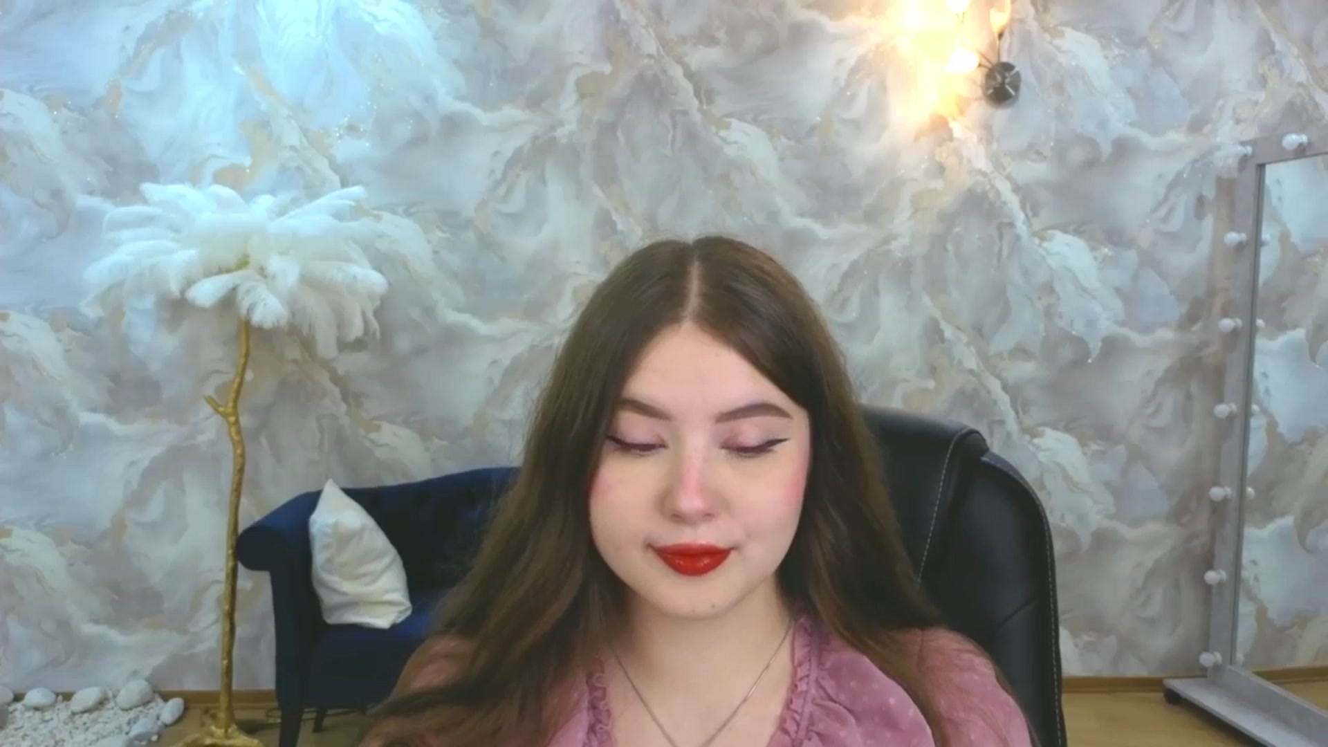 Gallery image thumbnail from AdmireMyEyes's myfreecams stream on, 09/28/2025, 18:58 image 6 of 20